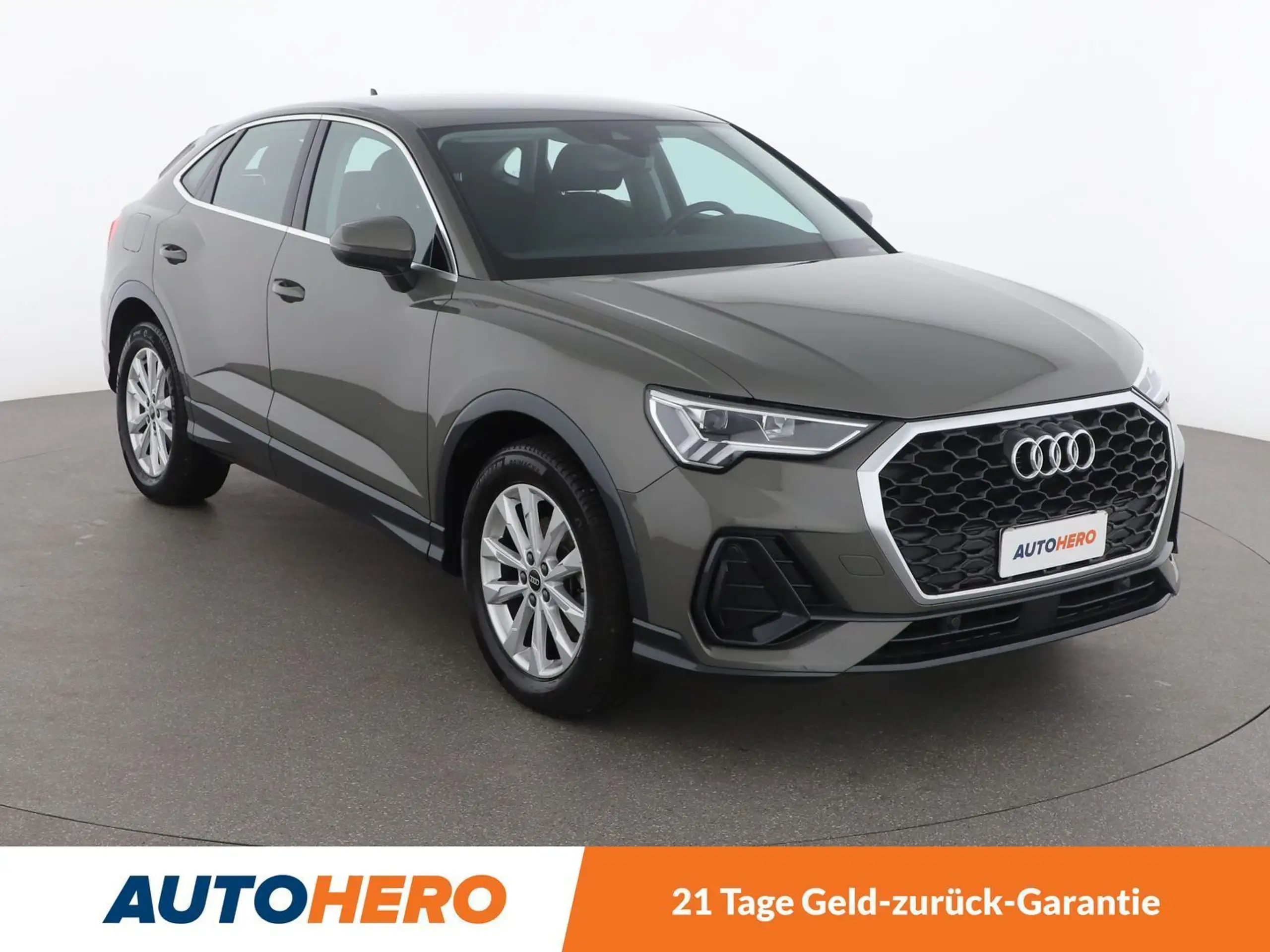 Audi - Q3