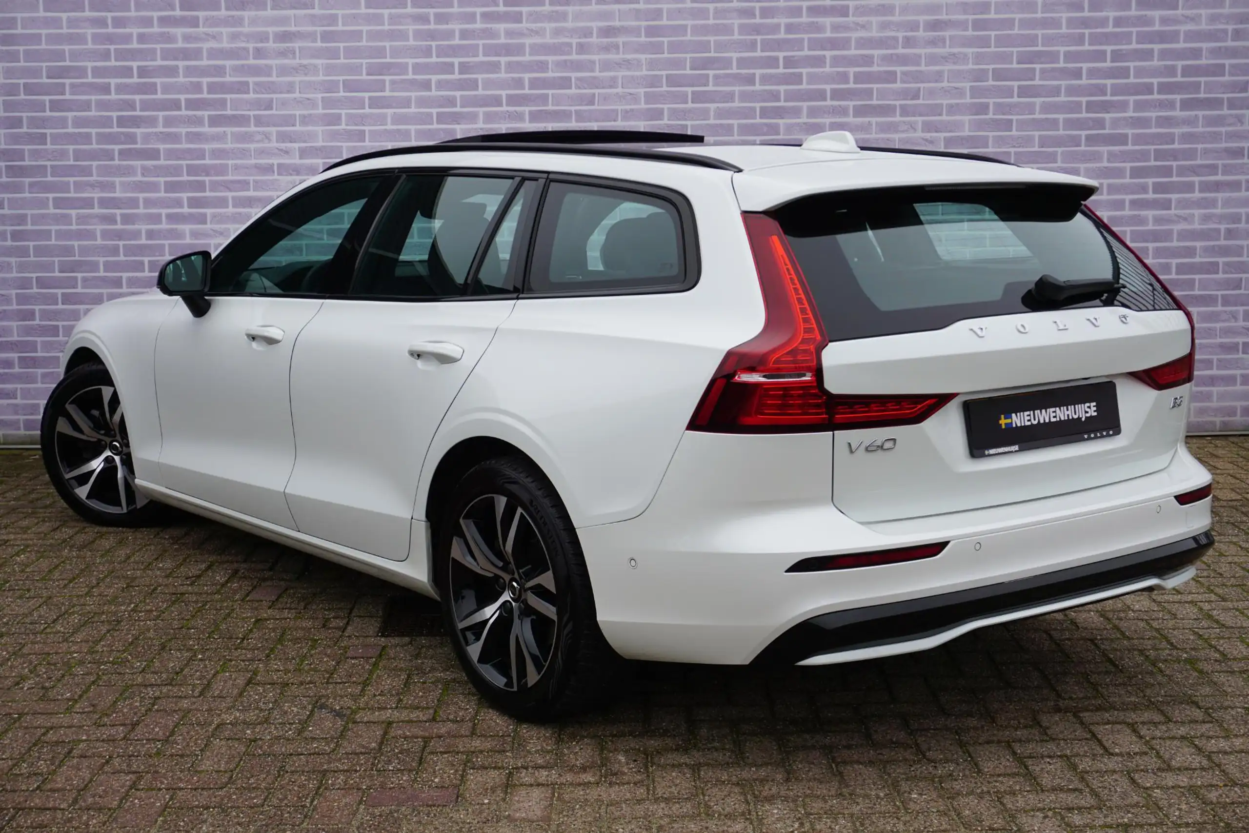 Volvo - V60