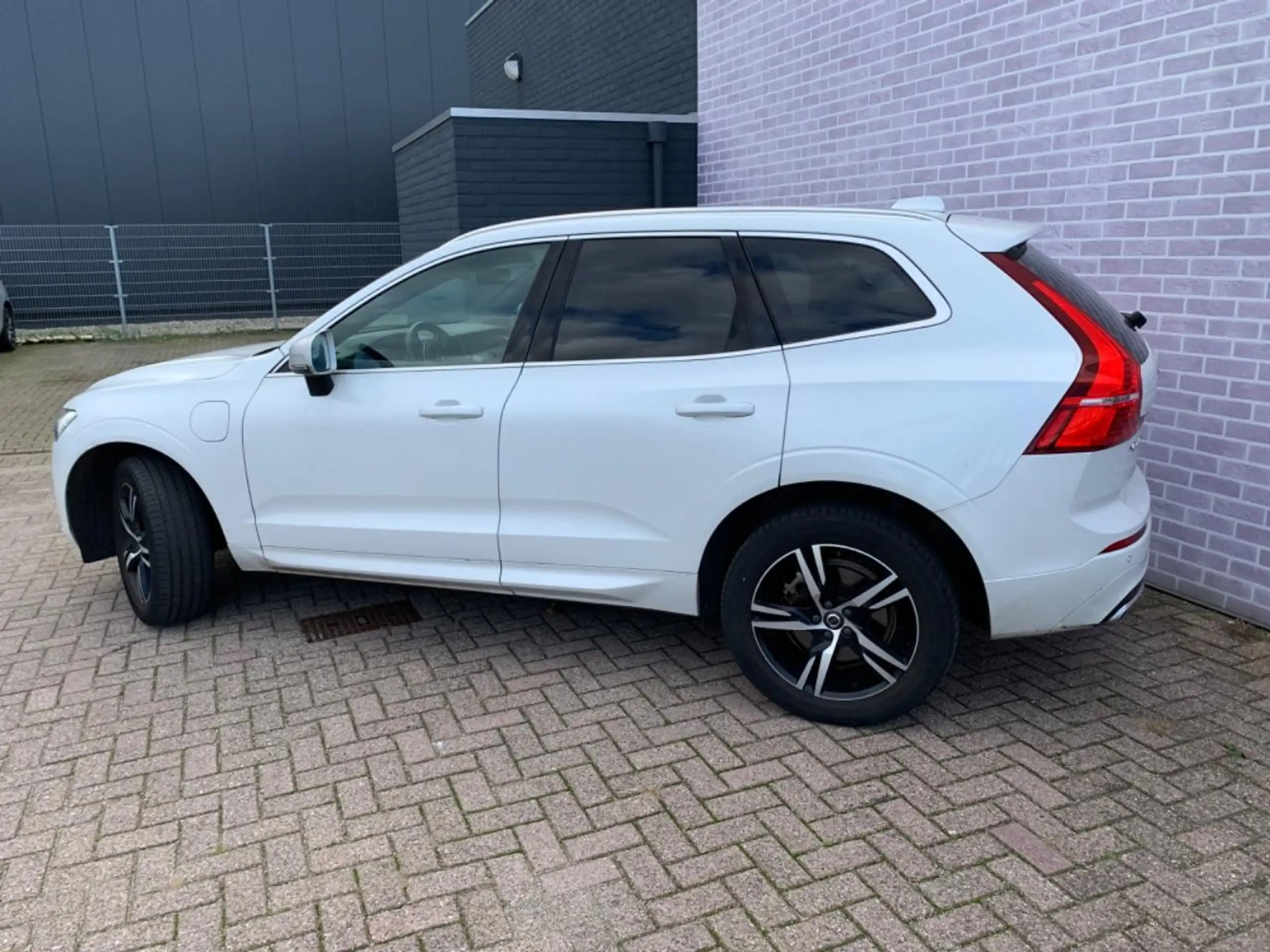 Volvo - XC60