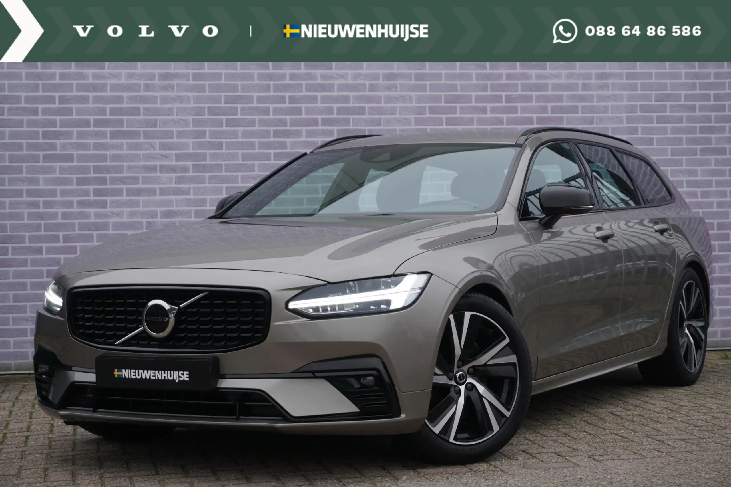 Volvo - V90