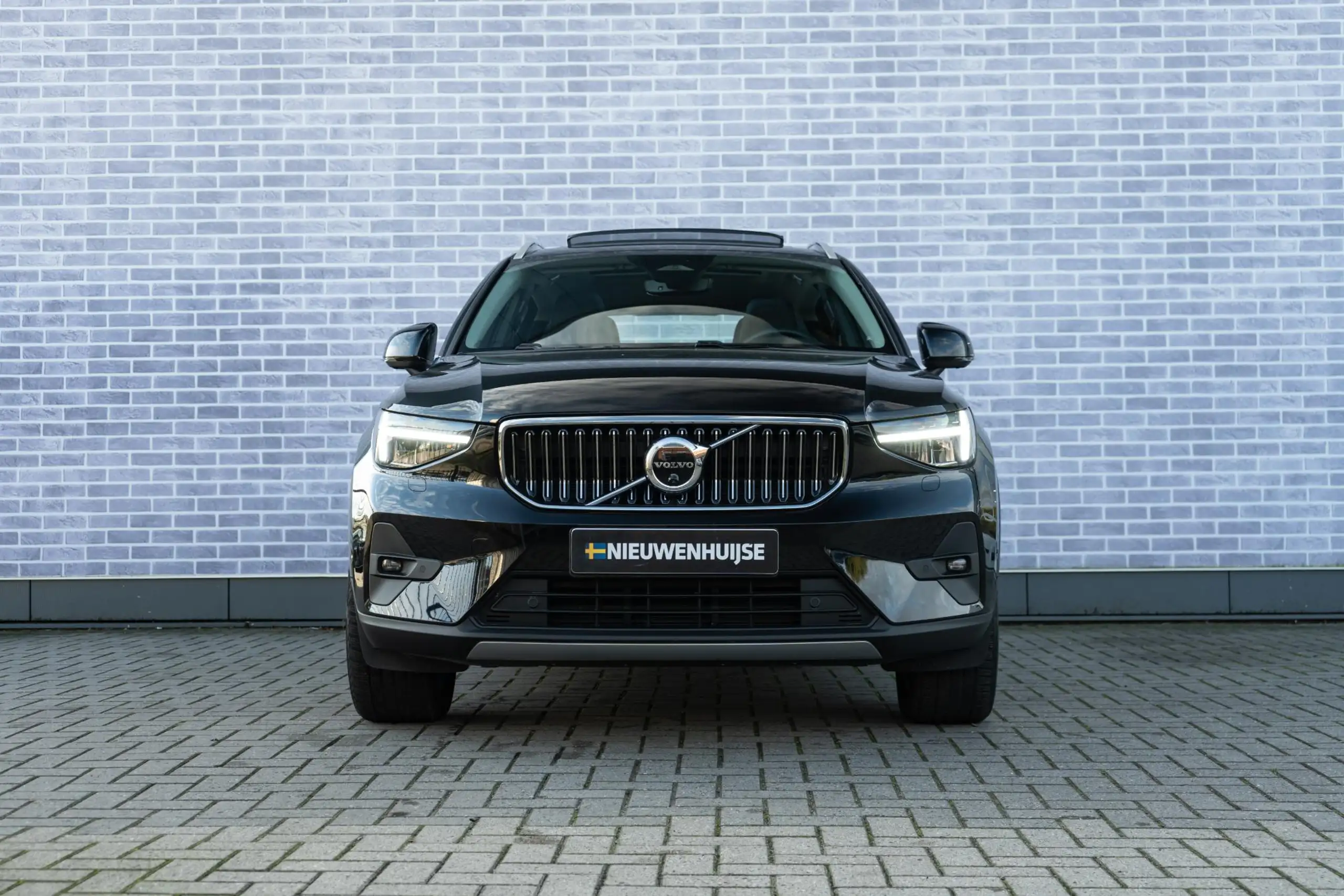 Volvo - XC40