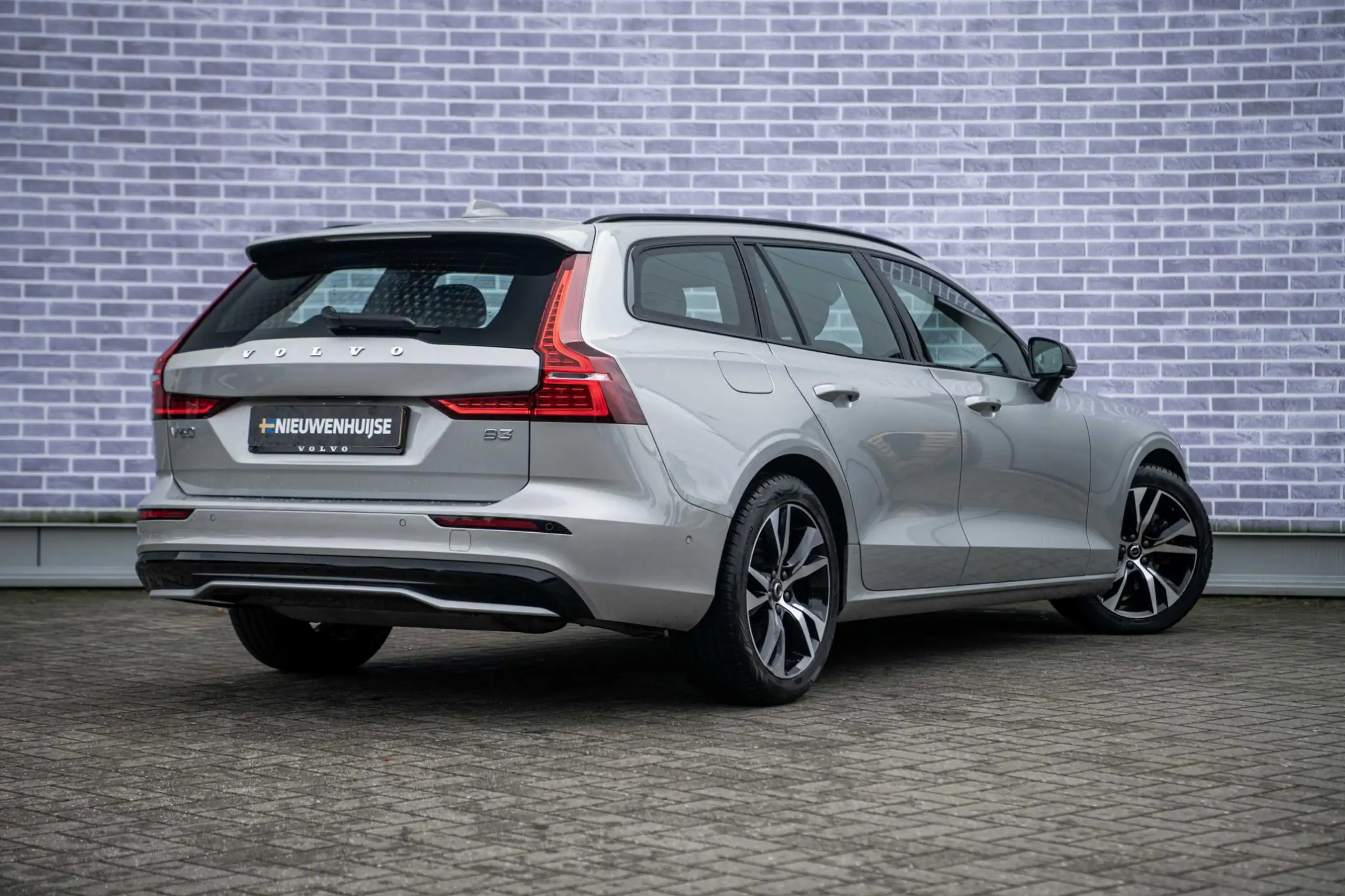 Volvo - V60