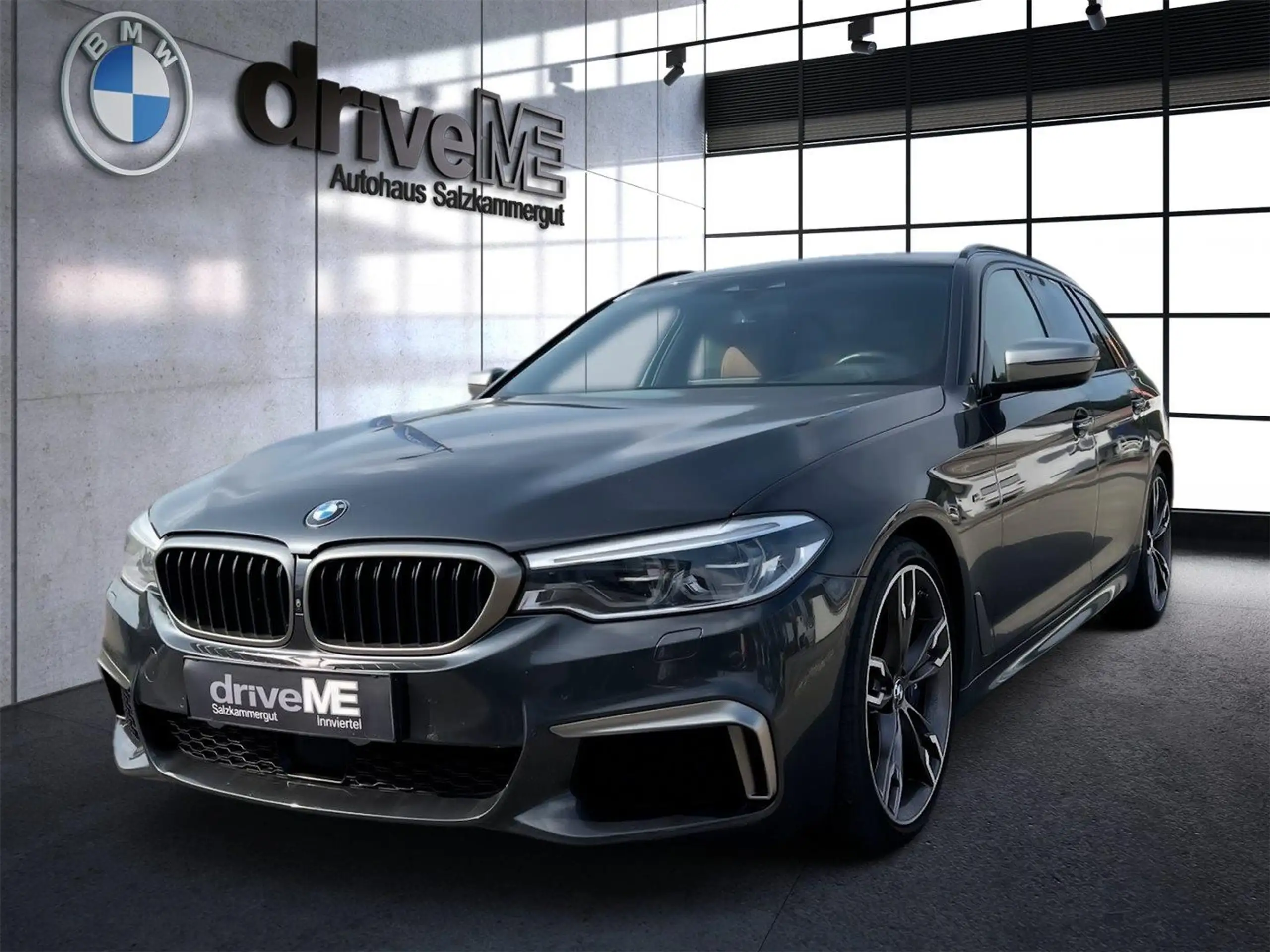 BMW 550 2019