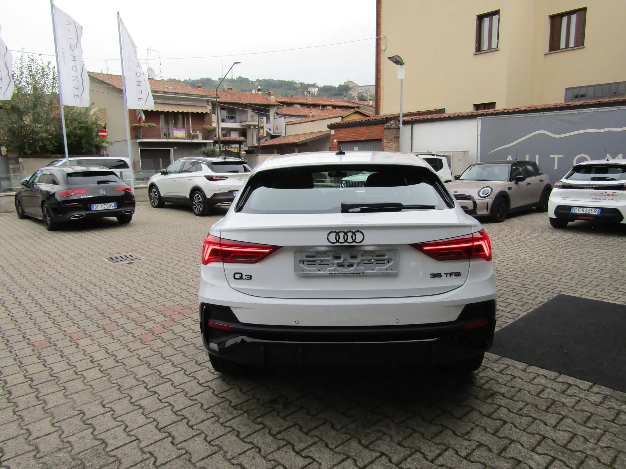 Audi - Q3