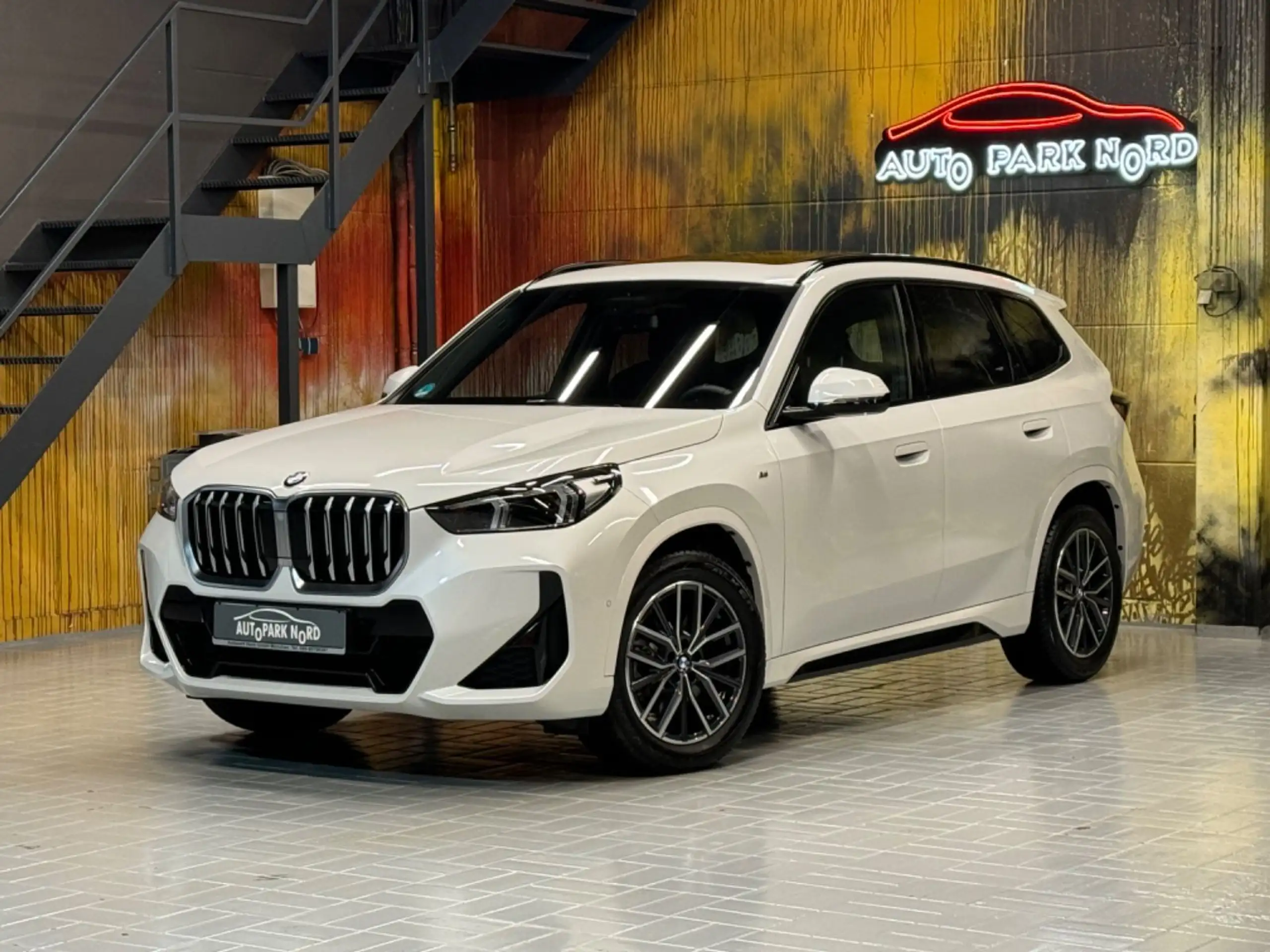 BMW - X1