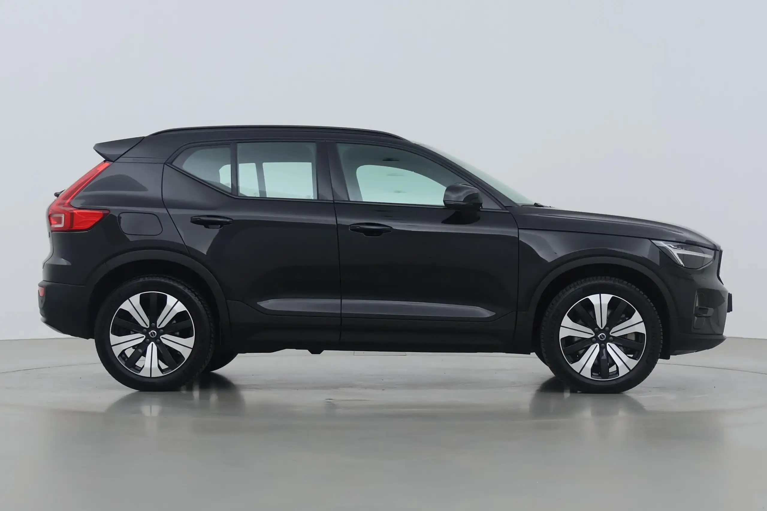 Volvo - XC40