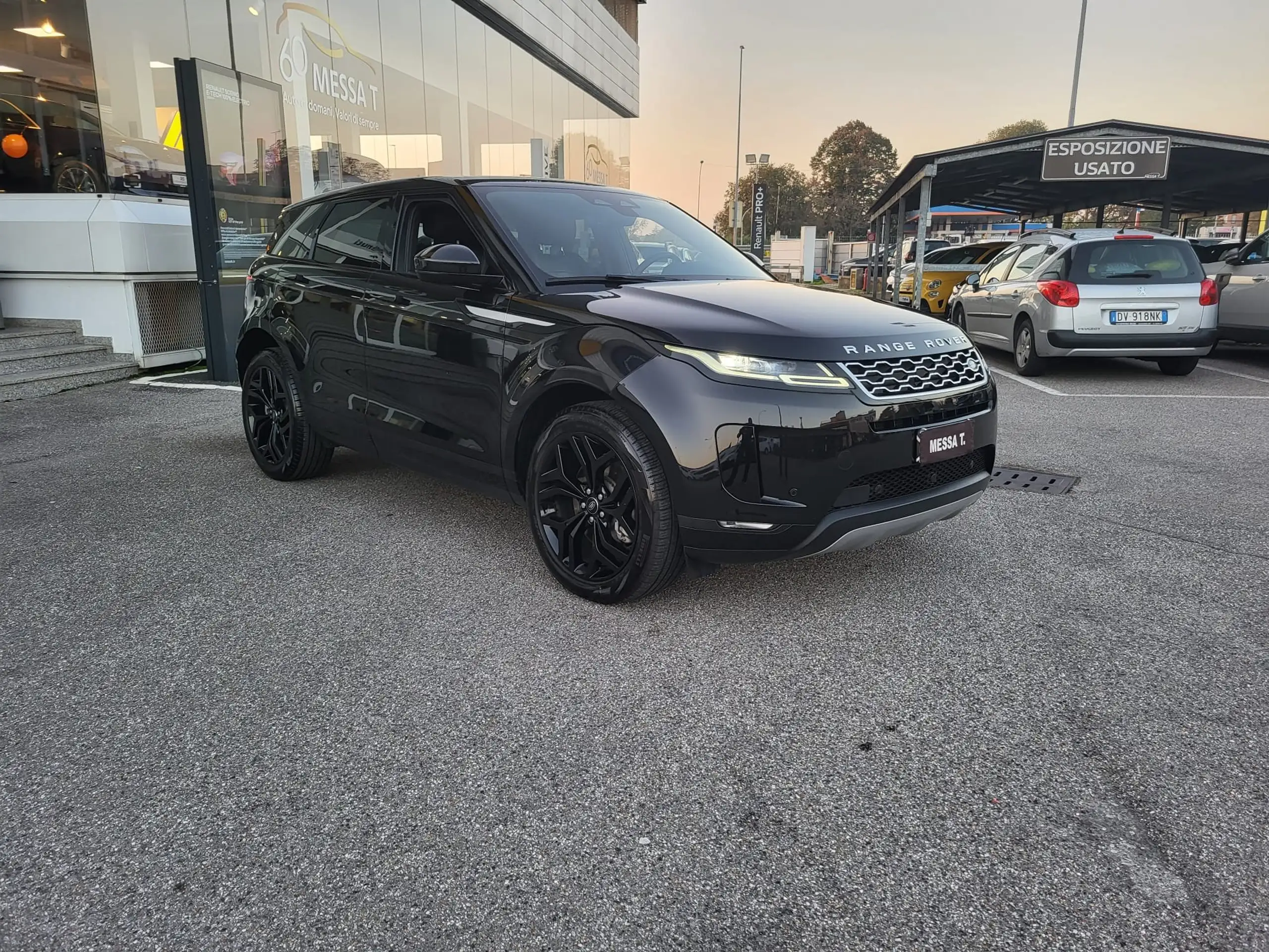 Land Rover - Range Rover Evoque