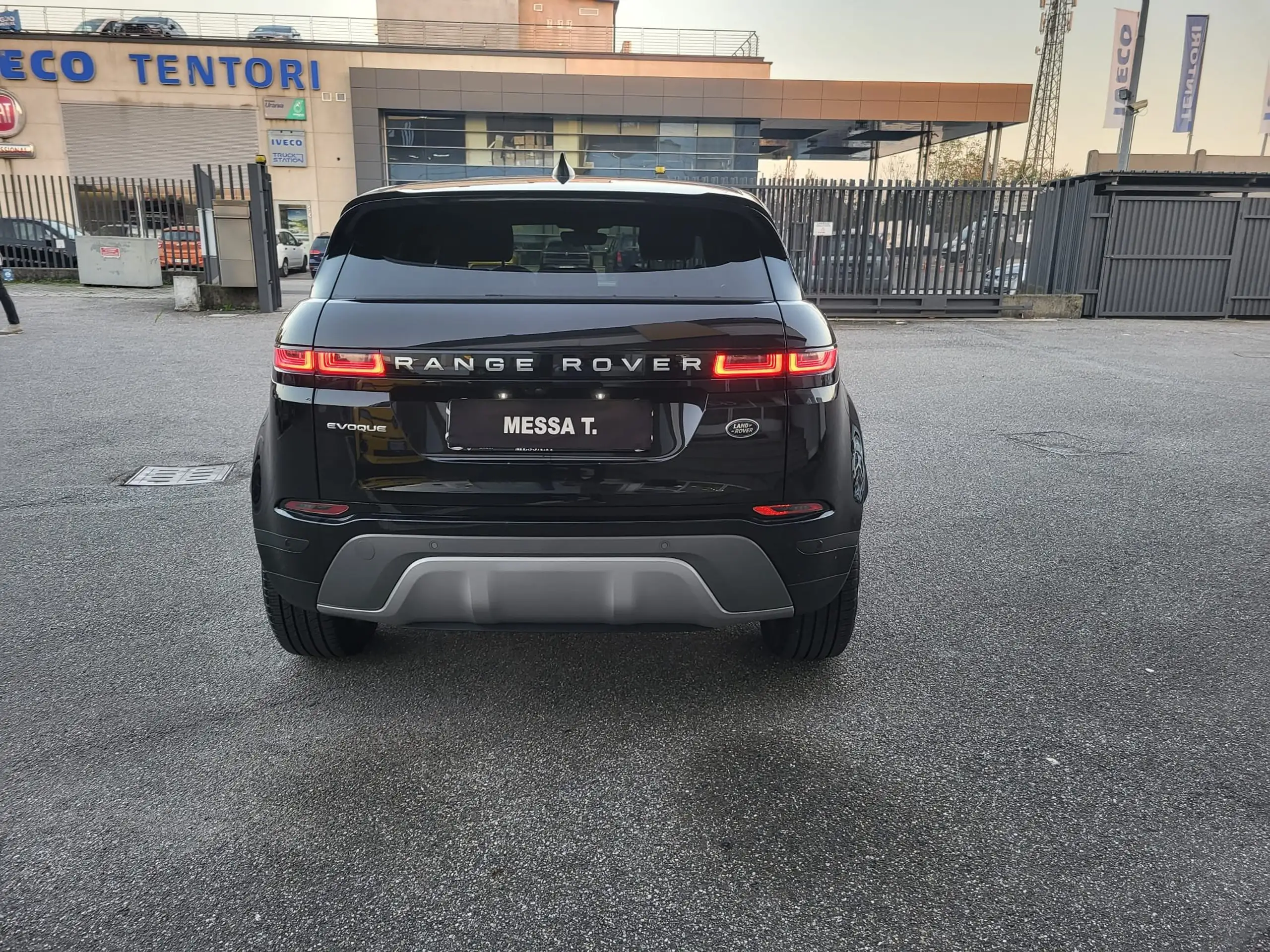 Land Rover - Range Rover Evoque