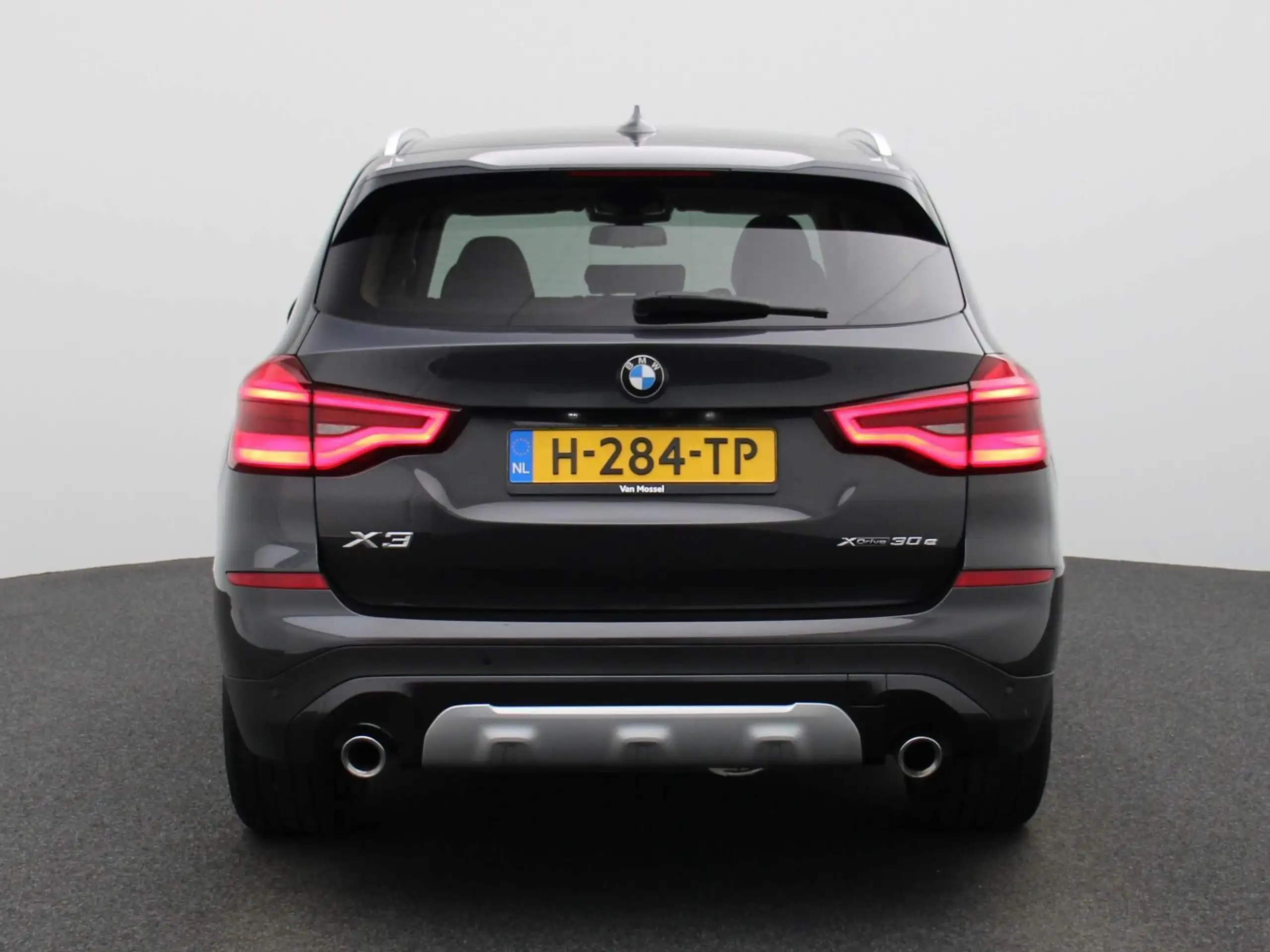 BMW - X3