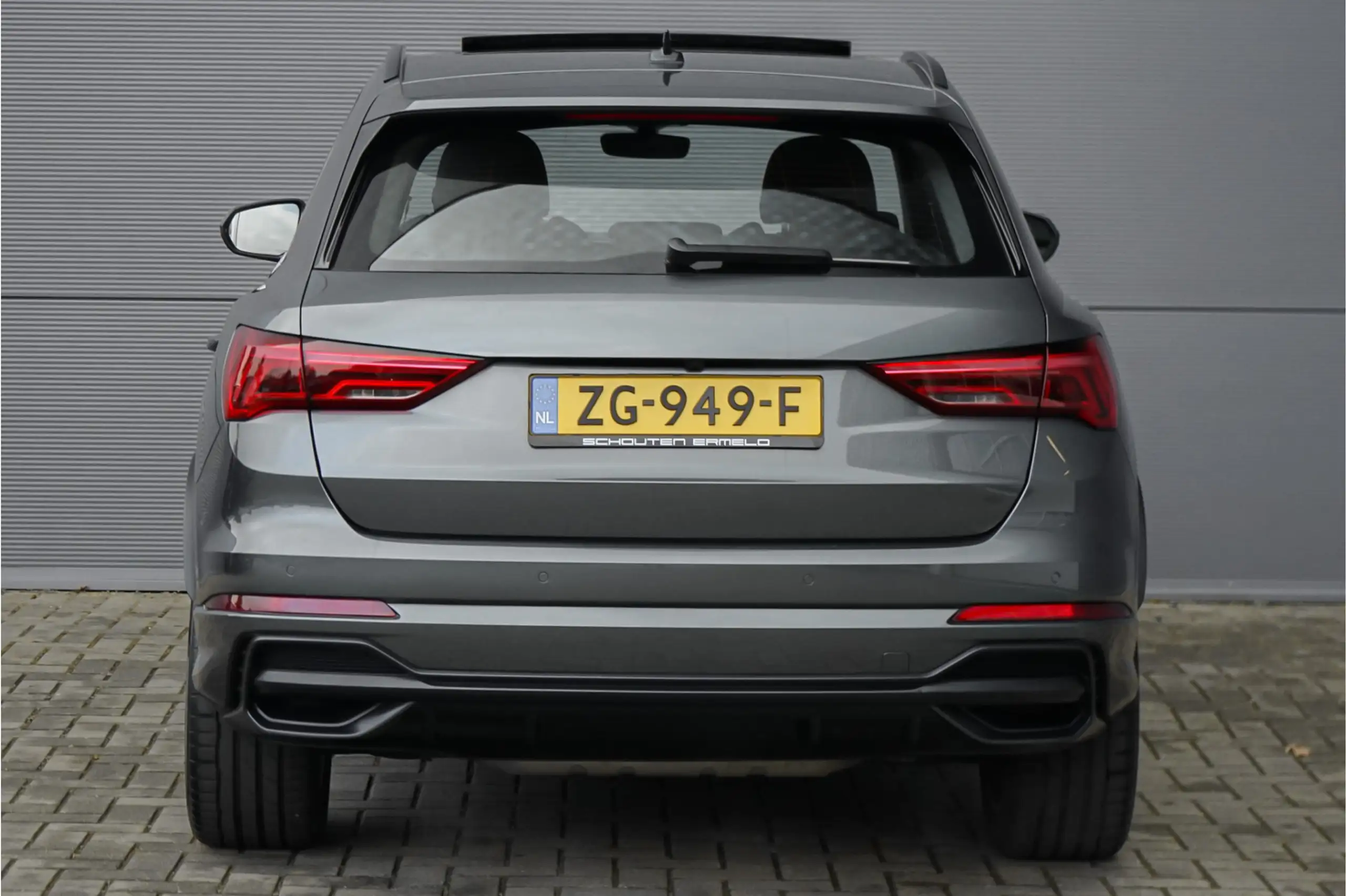 Audi - Q3