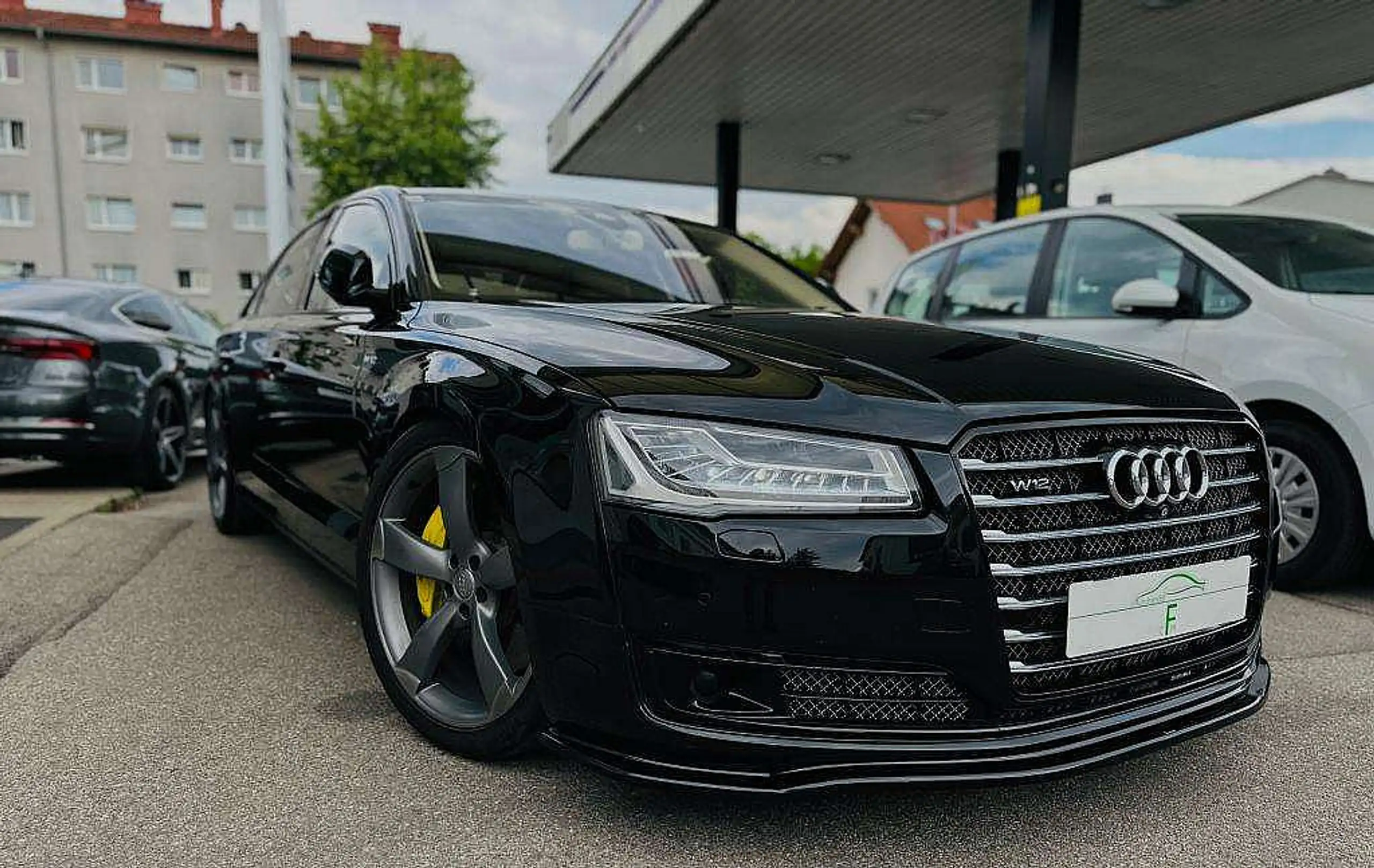 Audi - A8