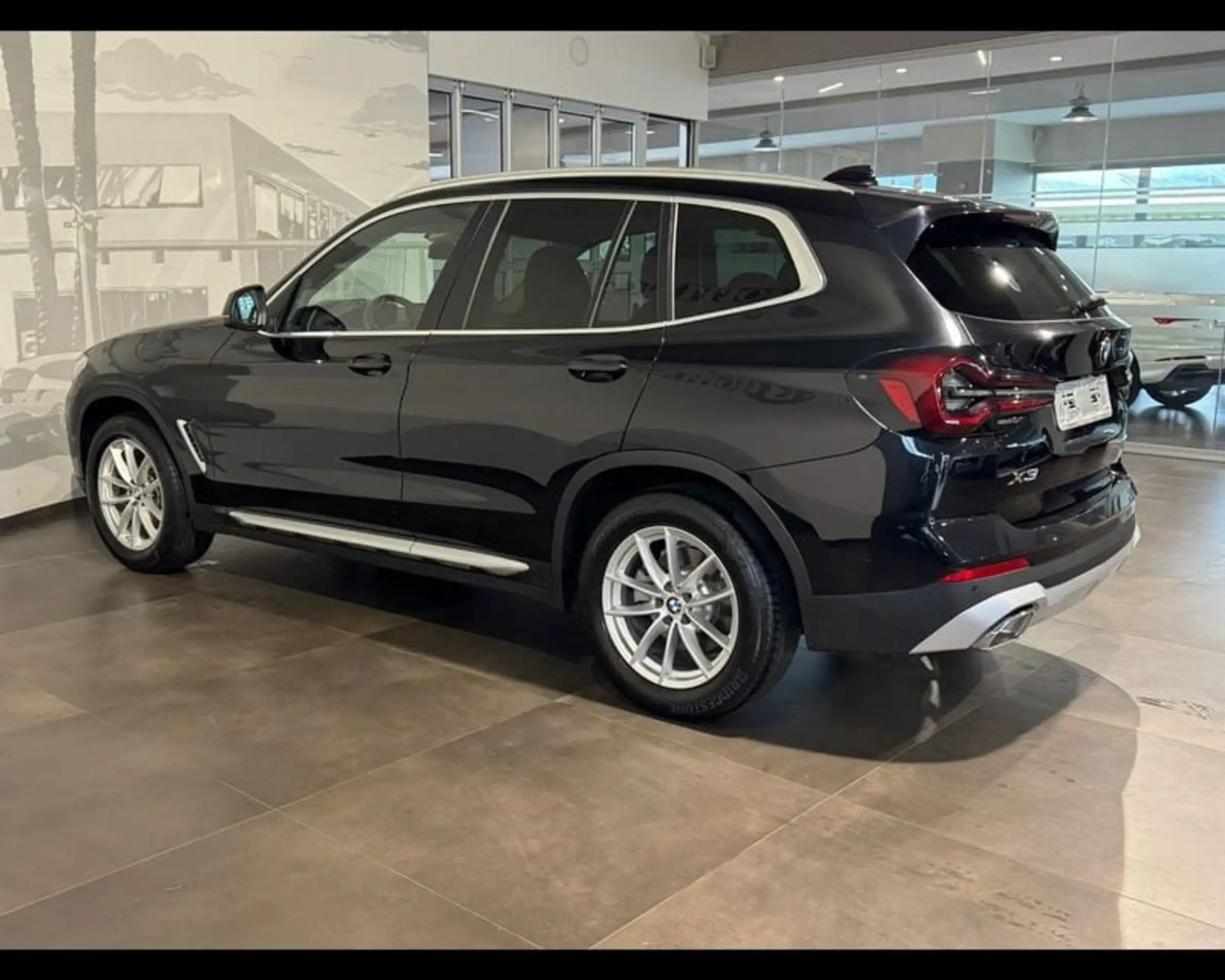 BMW - X3