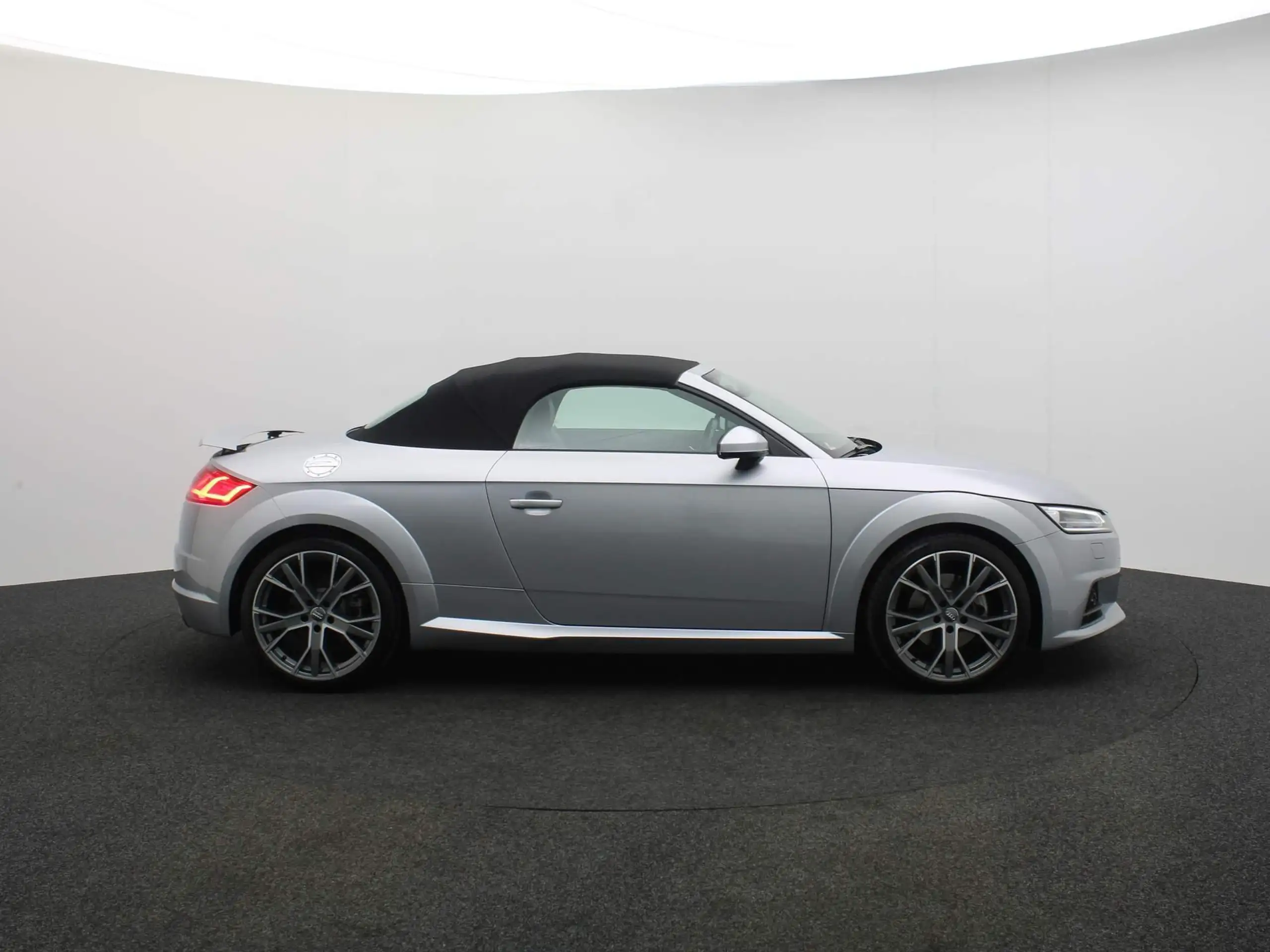 Audi - TT