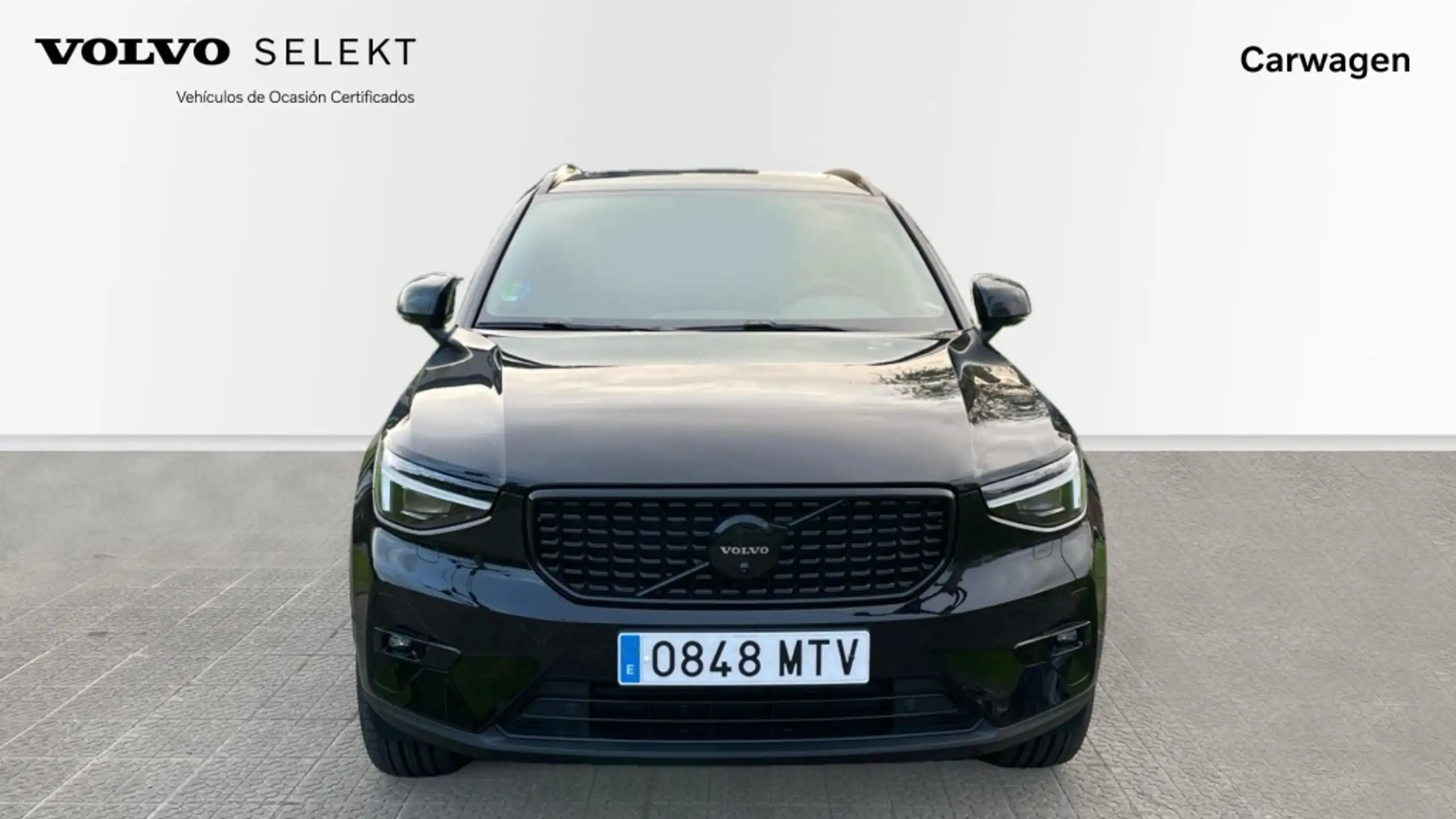 Volvo - XC40