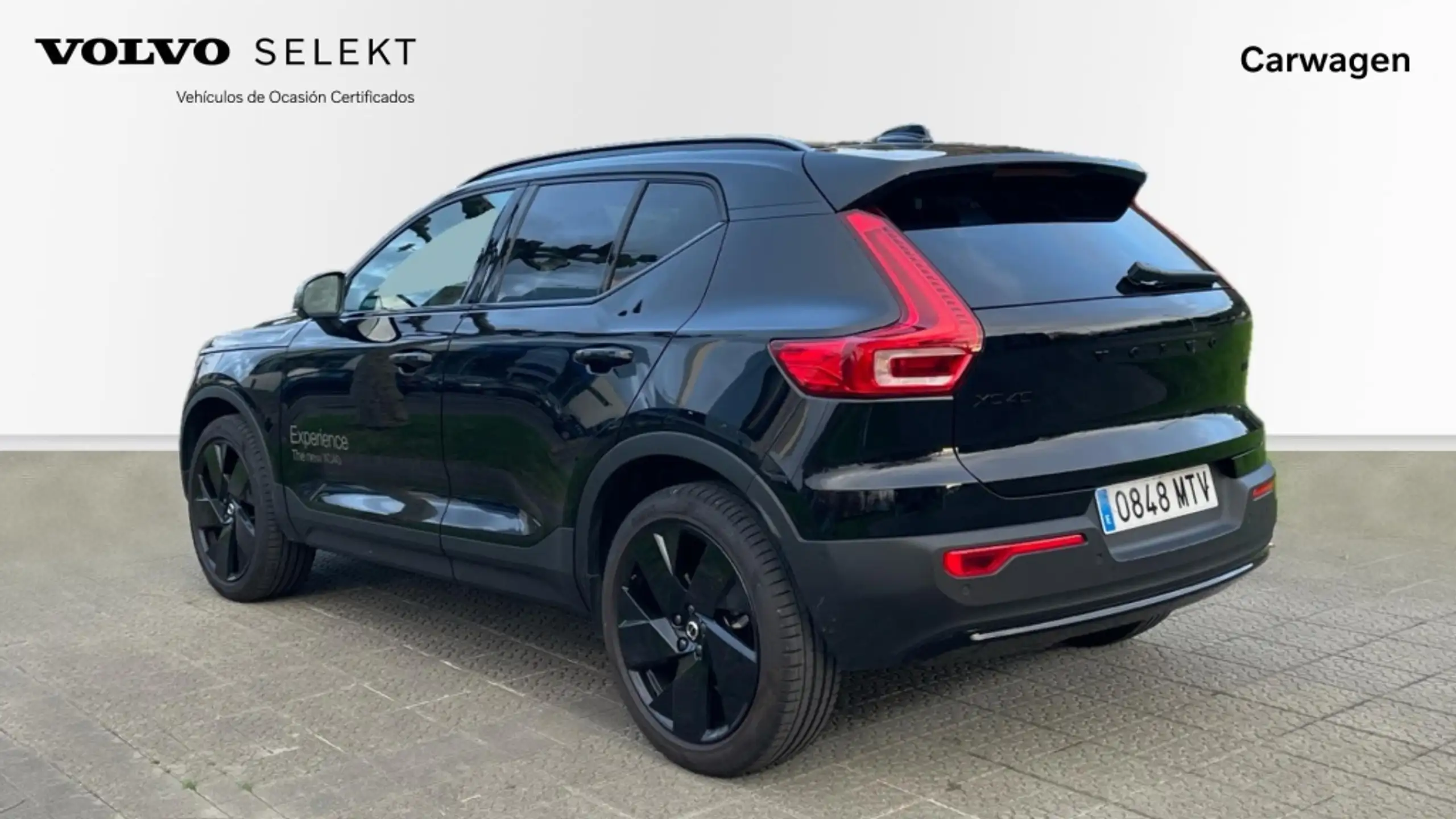 Volvo - XC40