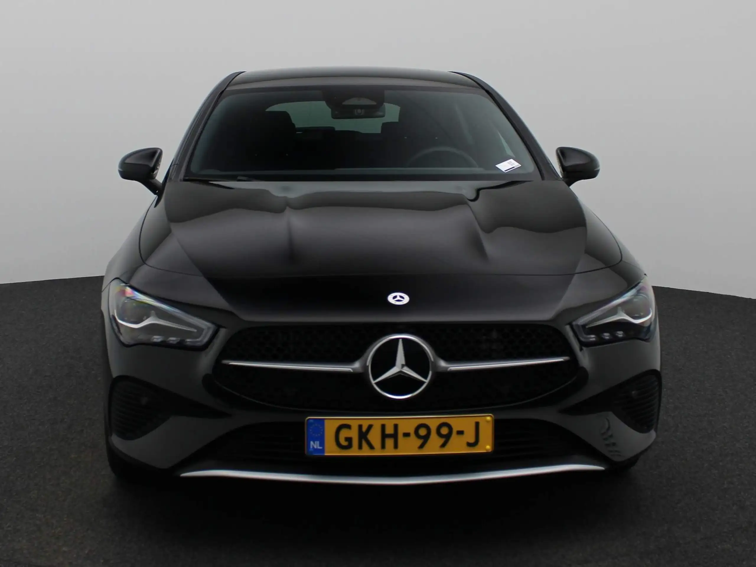 Mercedes-Benz - CLA 250