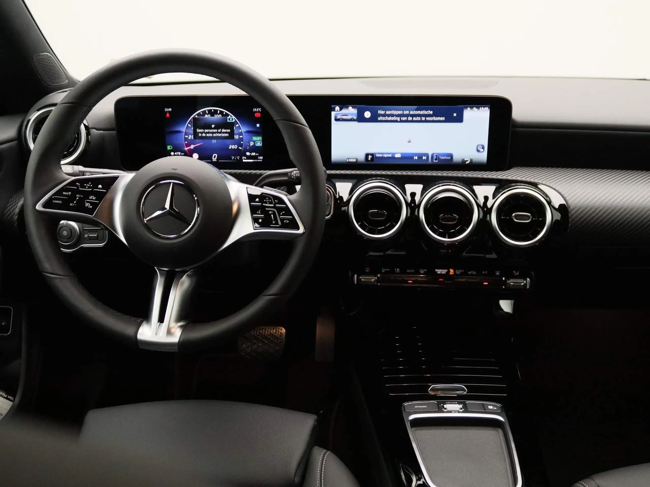 Mercedes-Benz - CLA 250