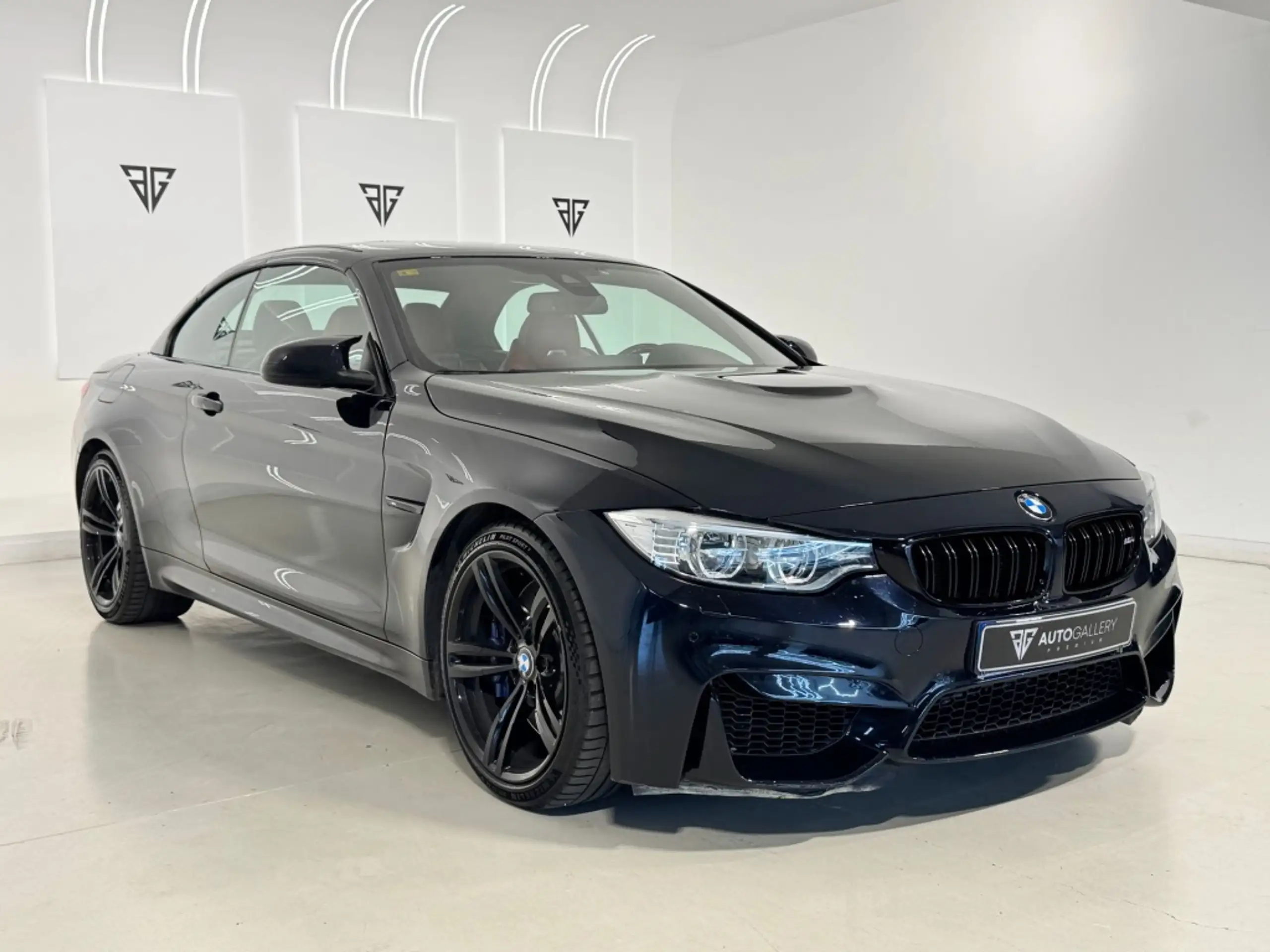 BMW - M4