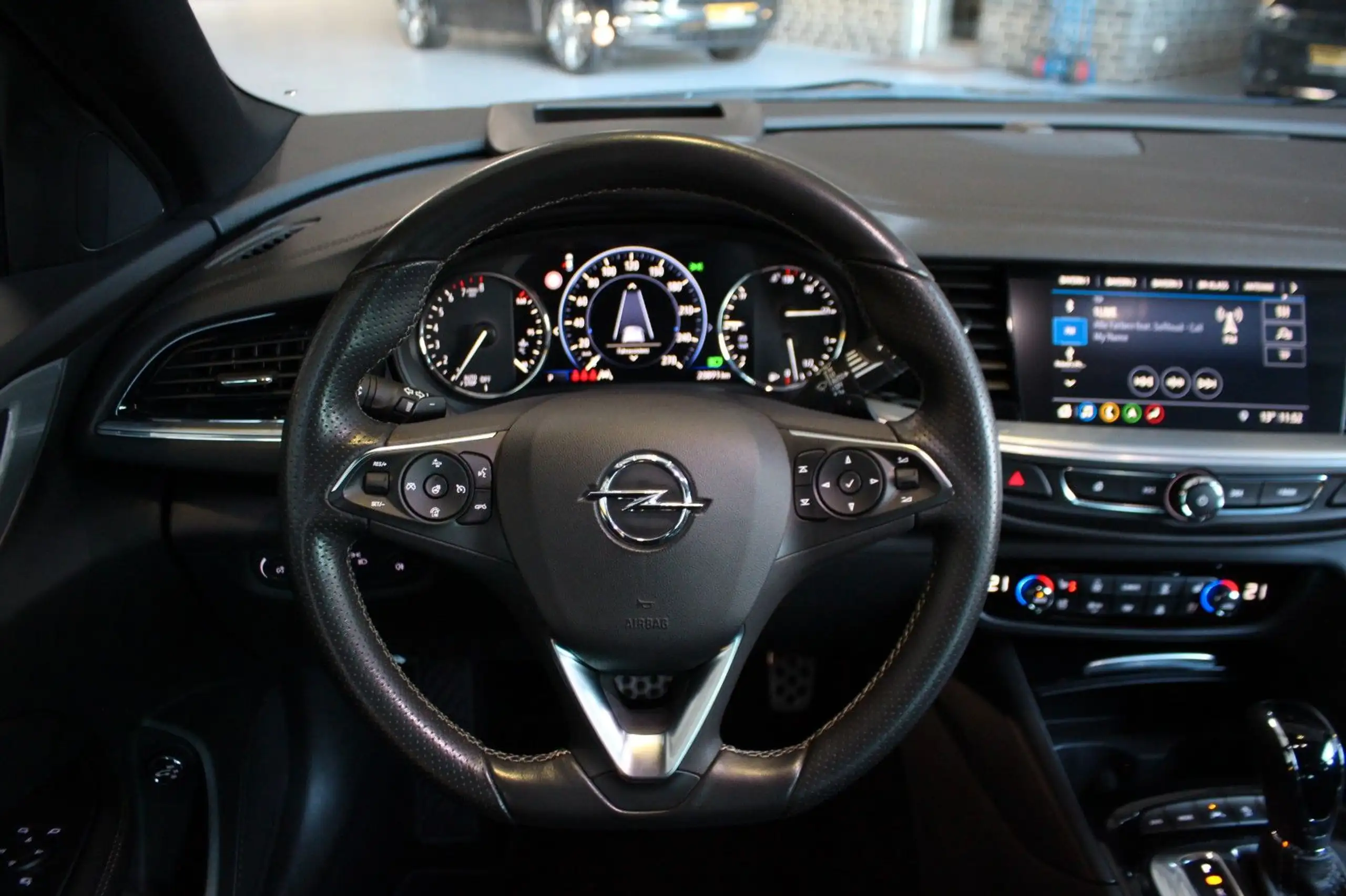 Opel - Insignia