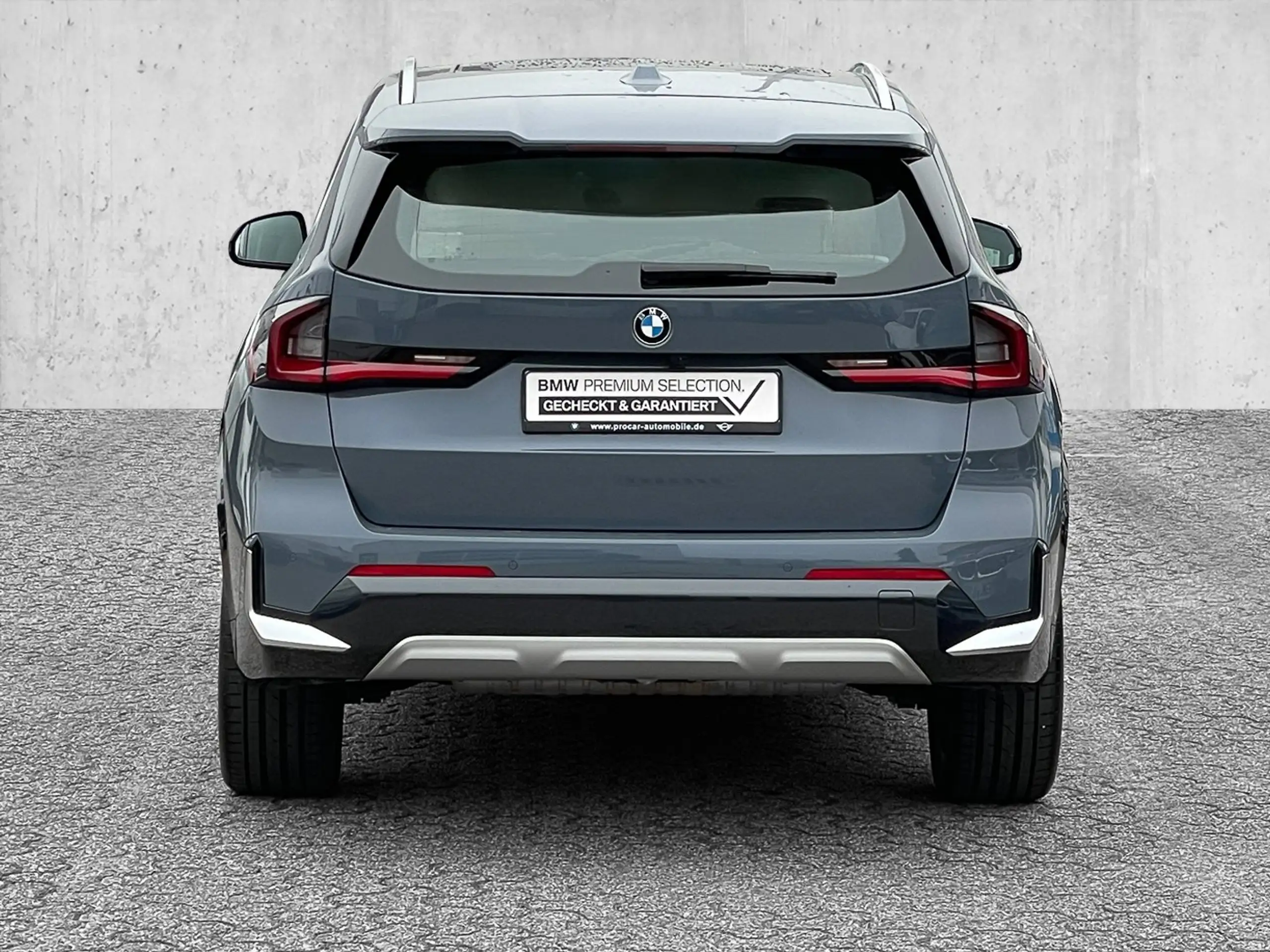 BMW - X1