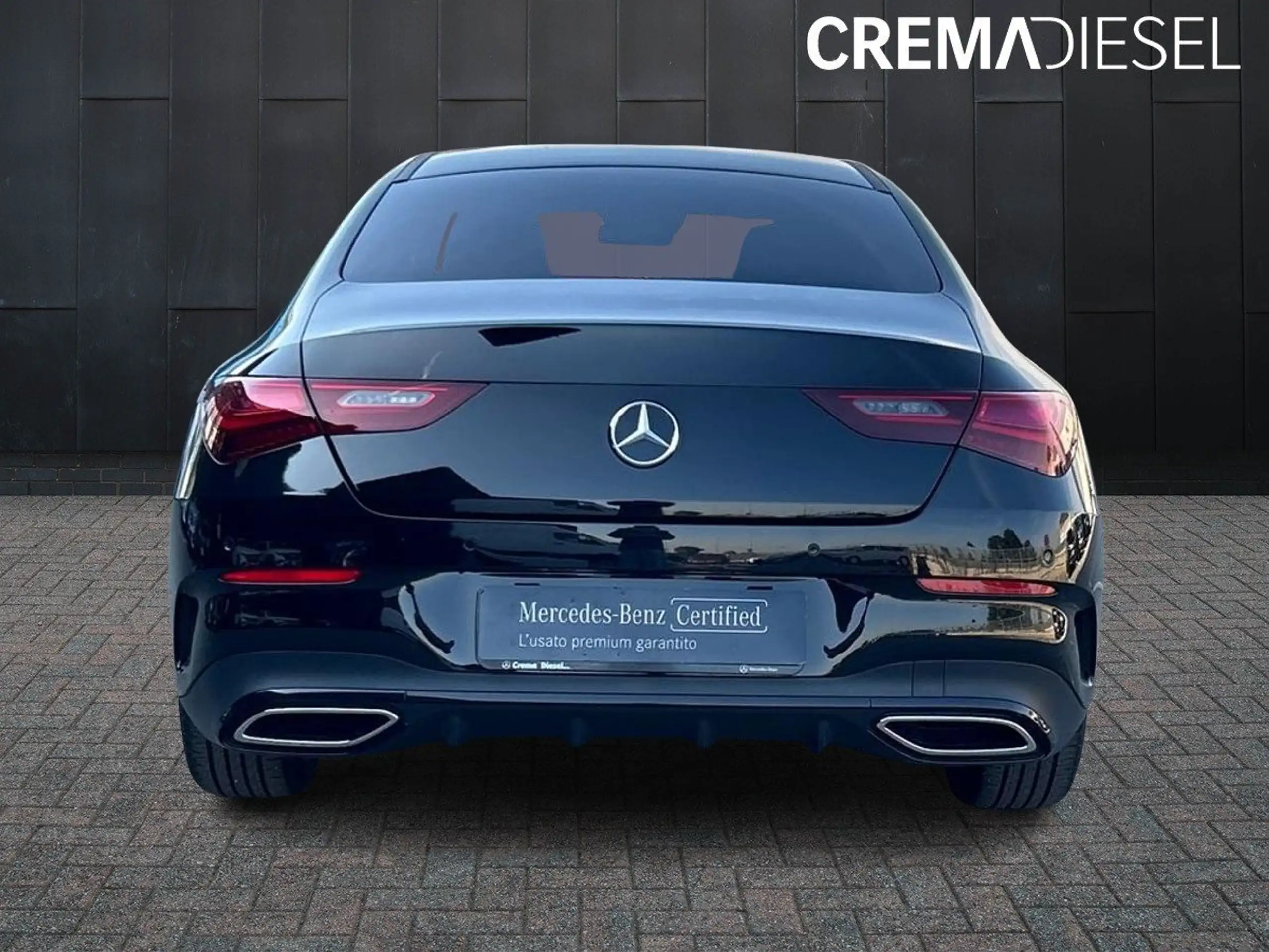 Mercedes-Benz - CLA 200