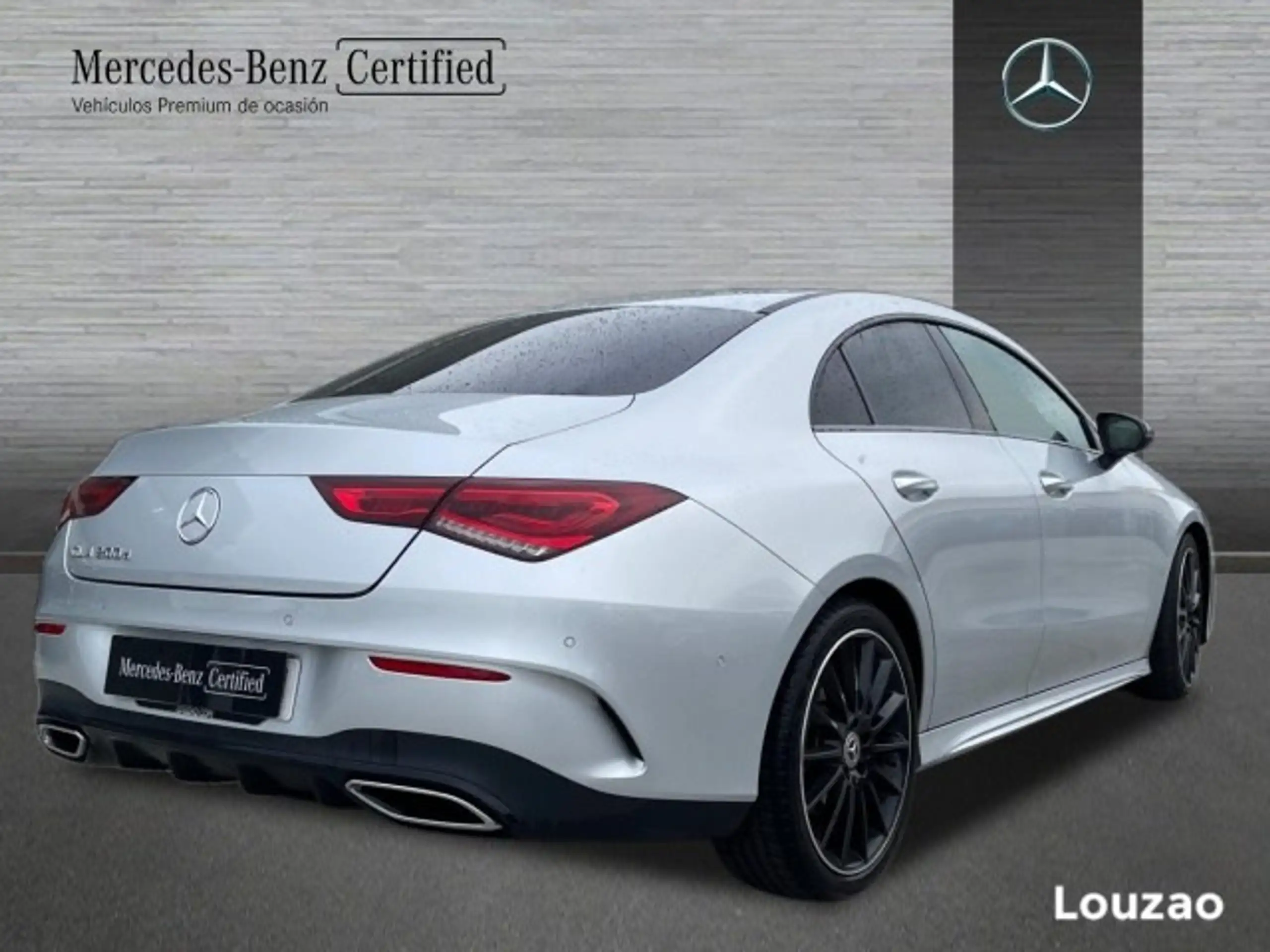 Mercedes-Benz - CLA 200