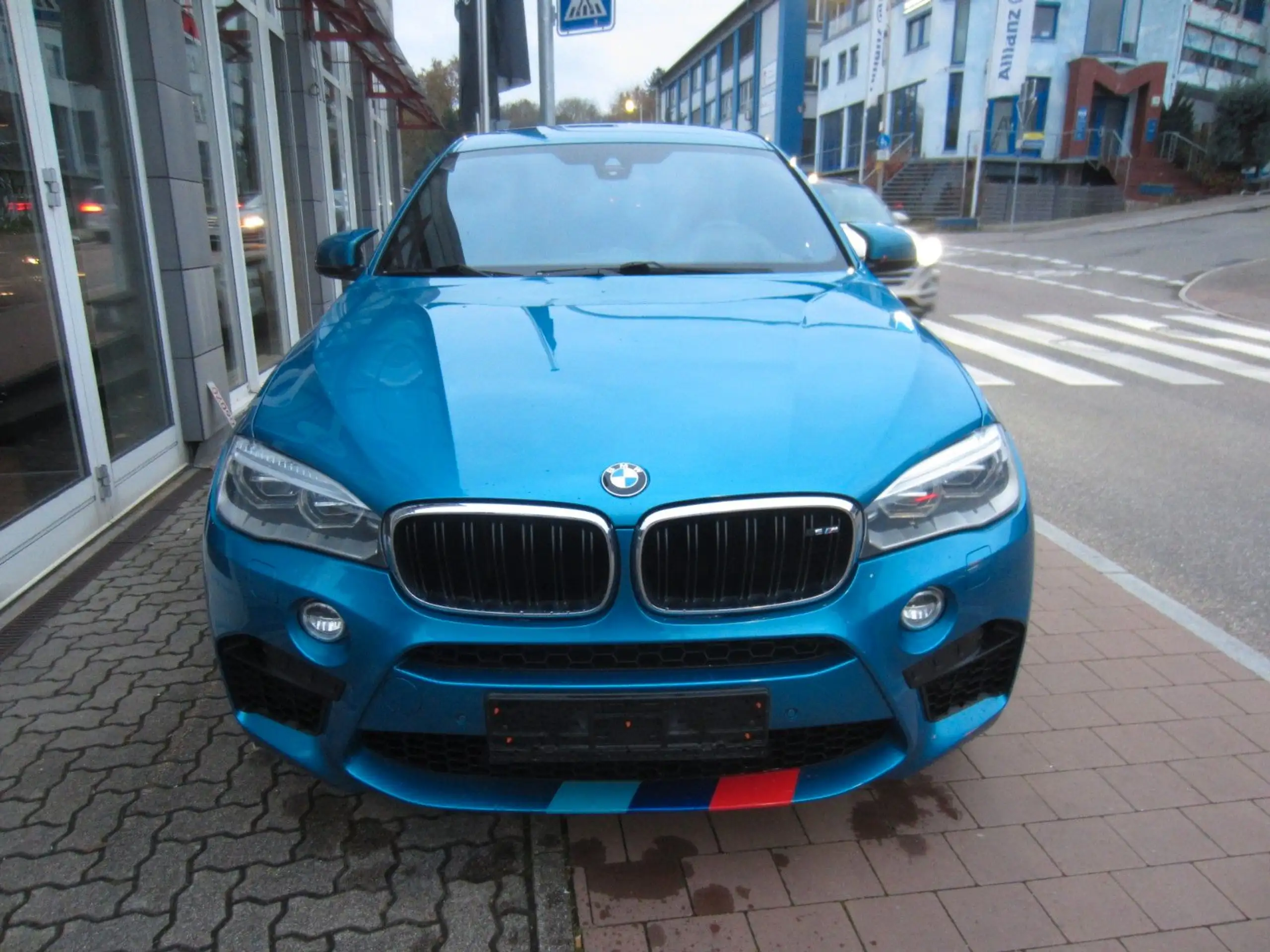 BMW - X6 M