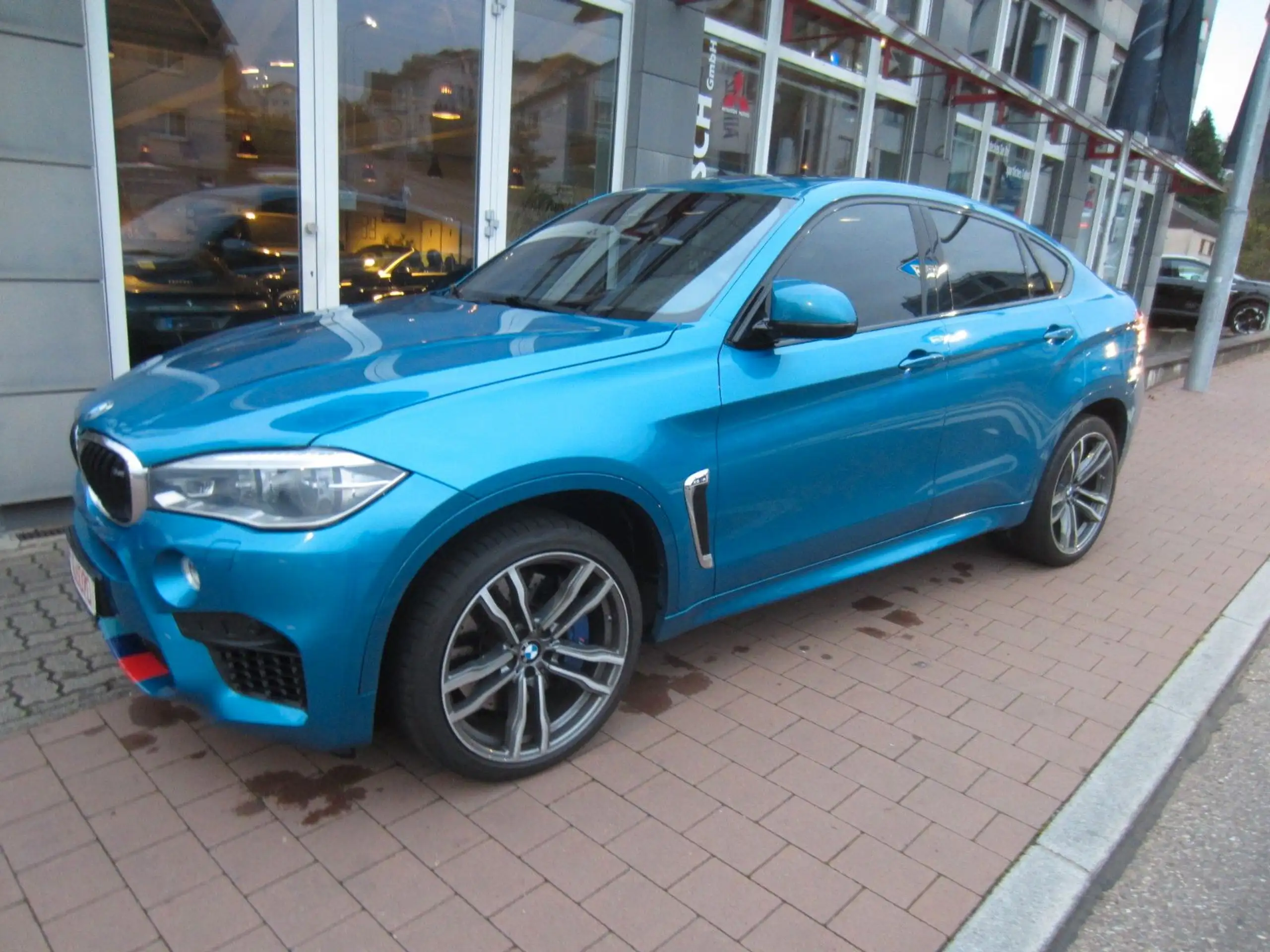 BMW - X6 M