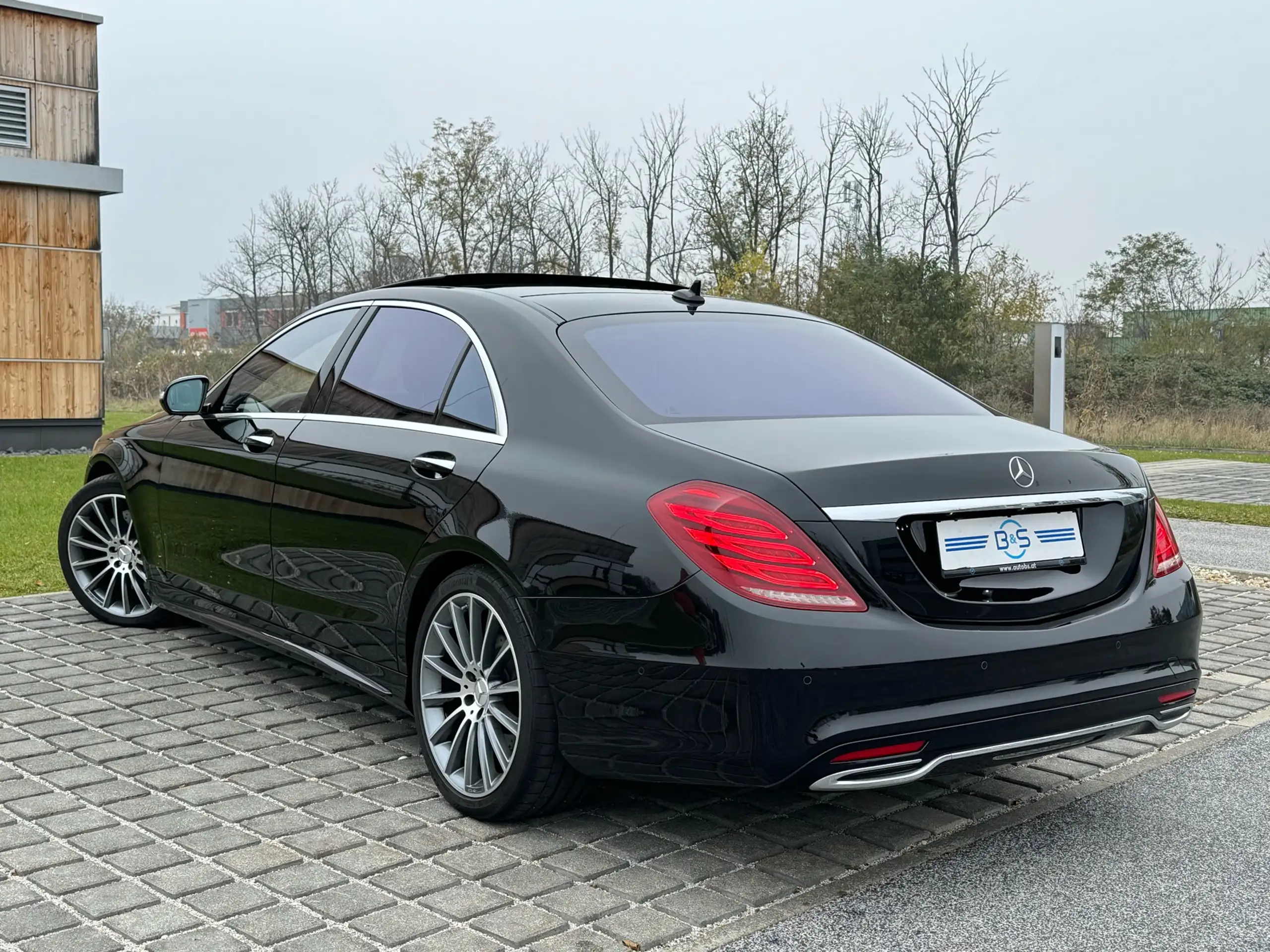 Mercedes-Benz - S 350