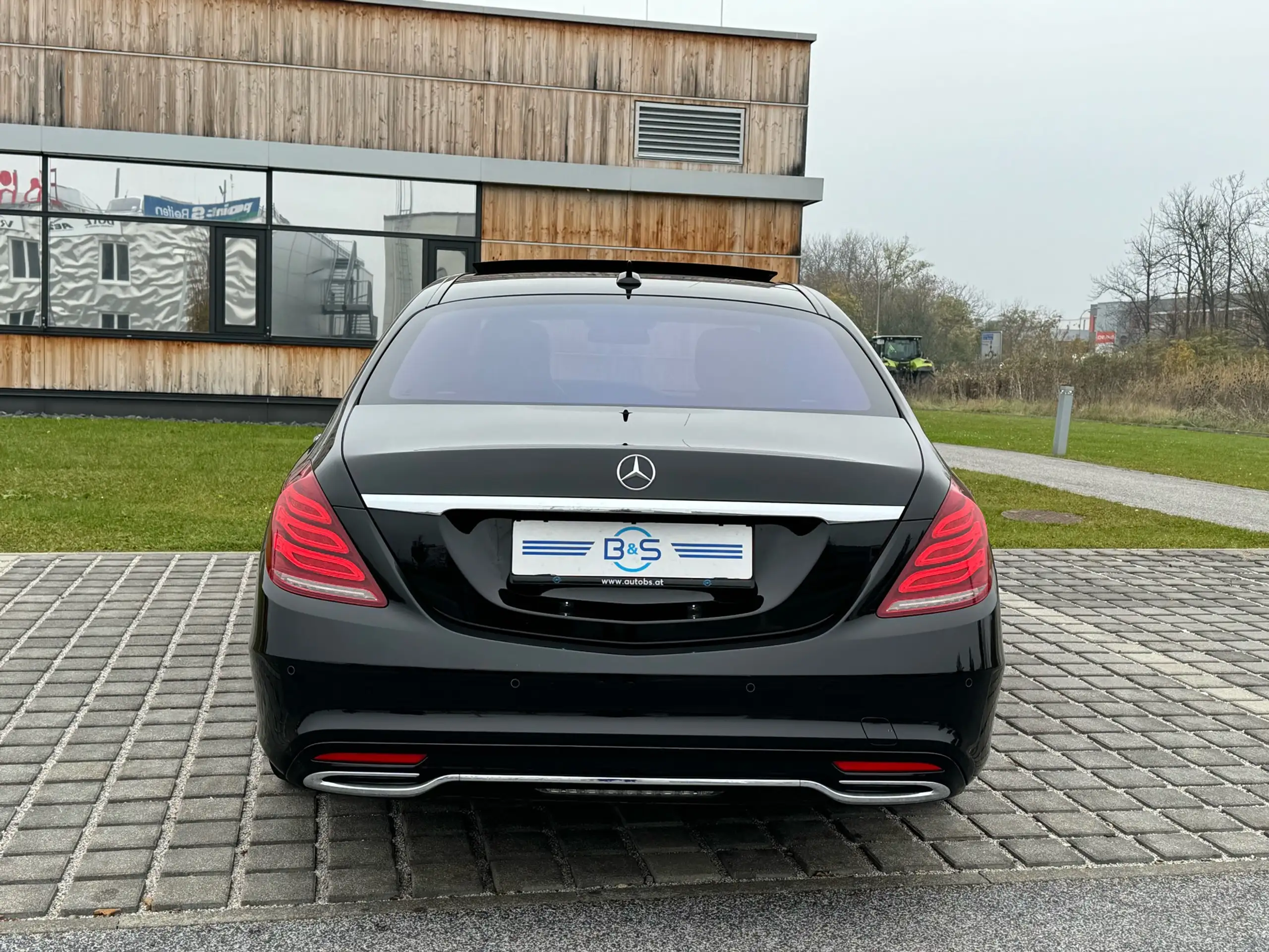 Mercedes-Benz - S 350