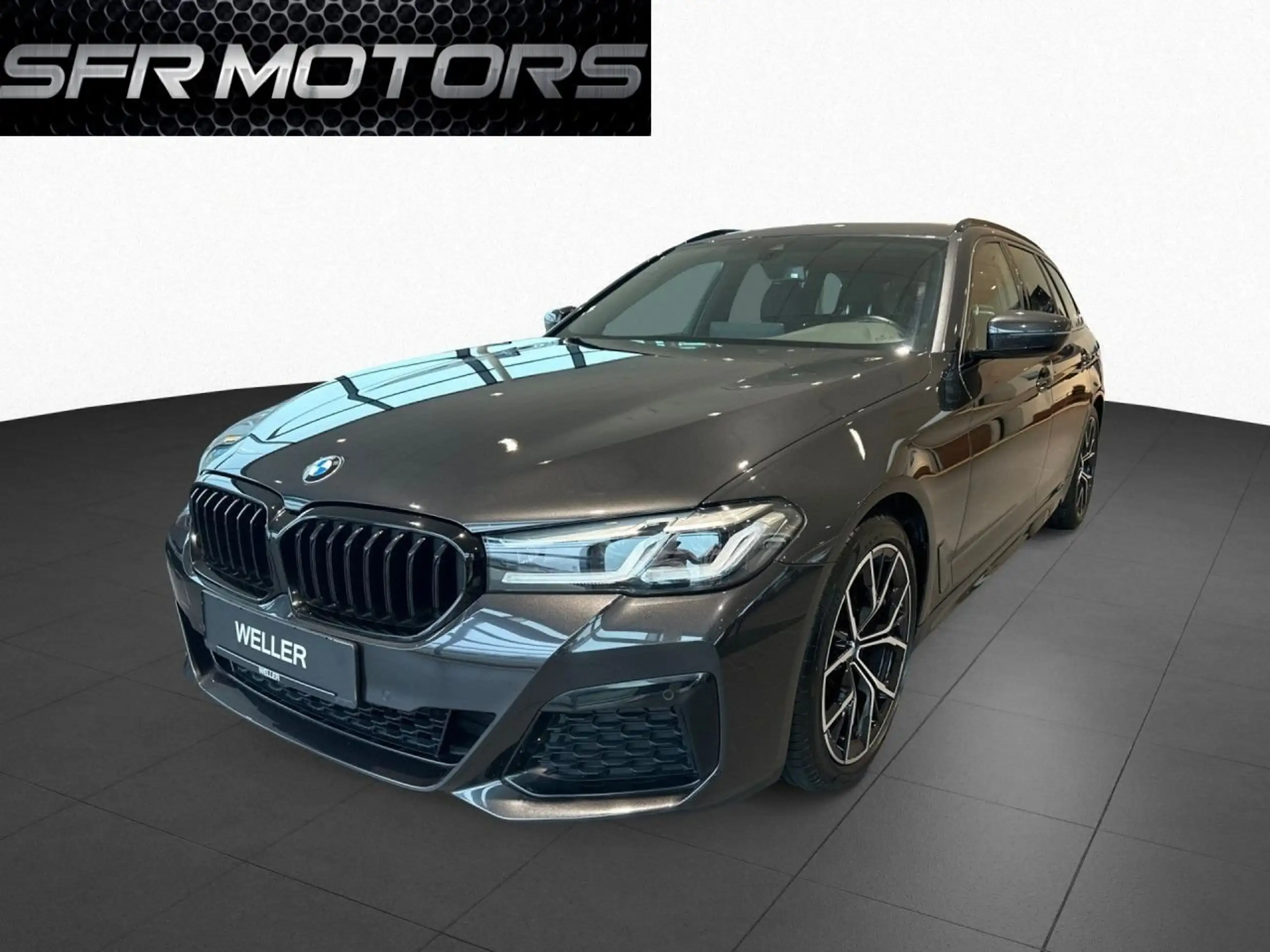 BMW - 520