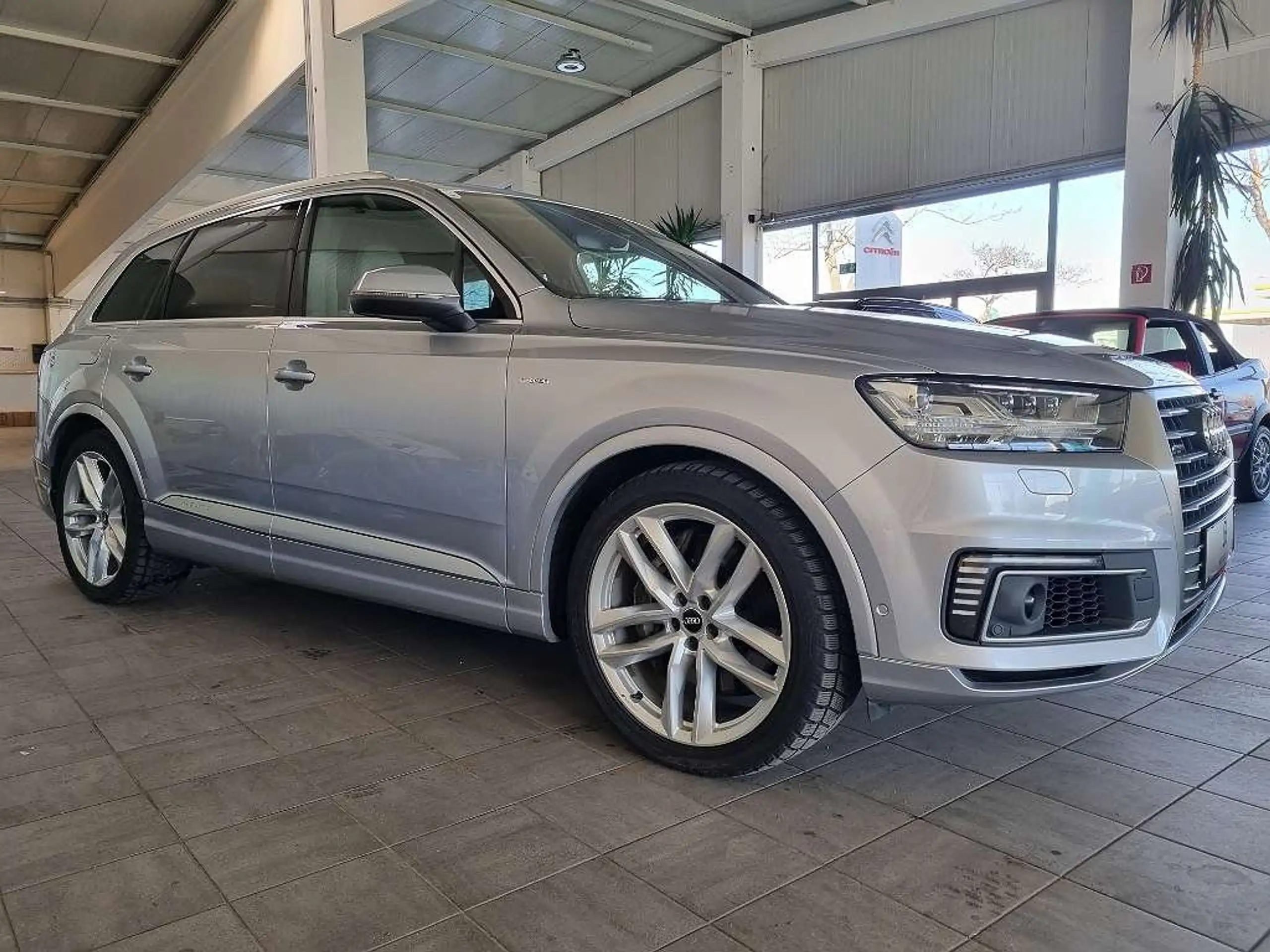 Audi - Q7