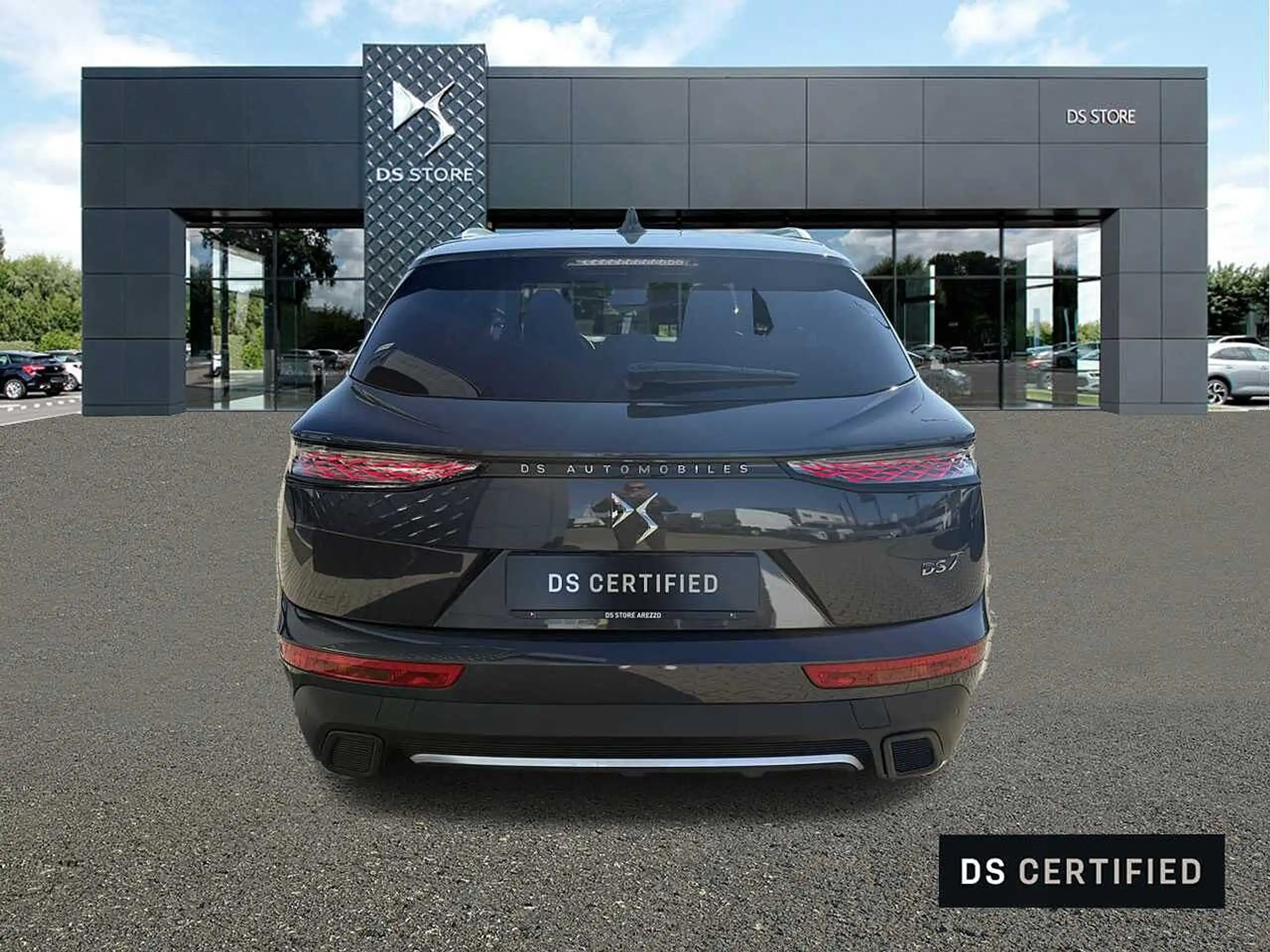 DS Automobiles - DS 7