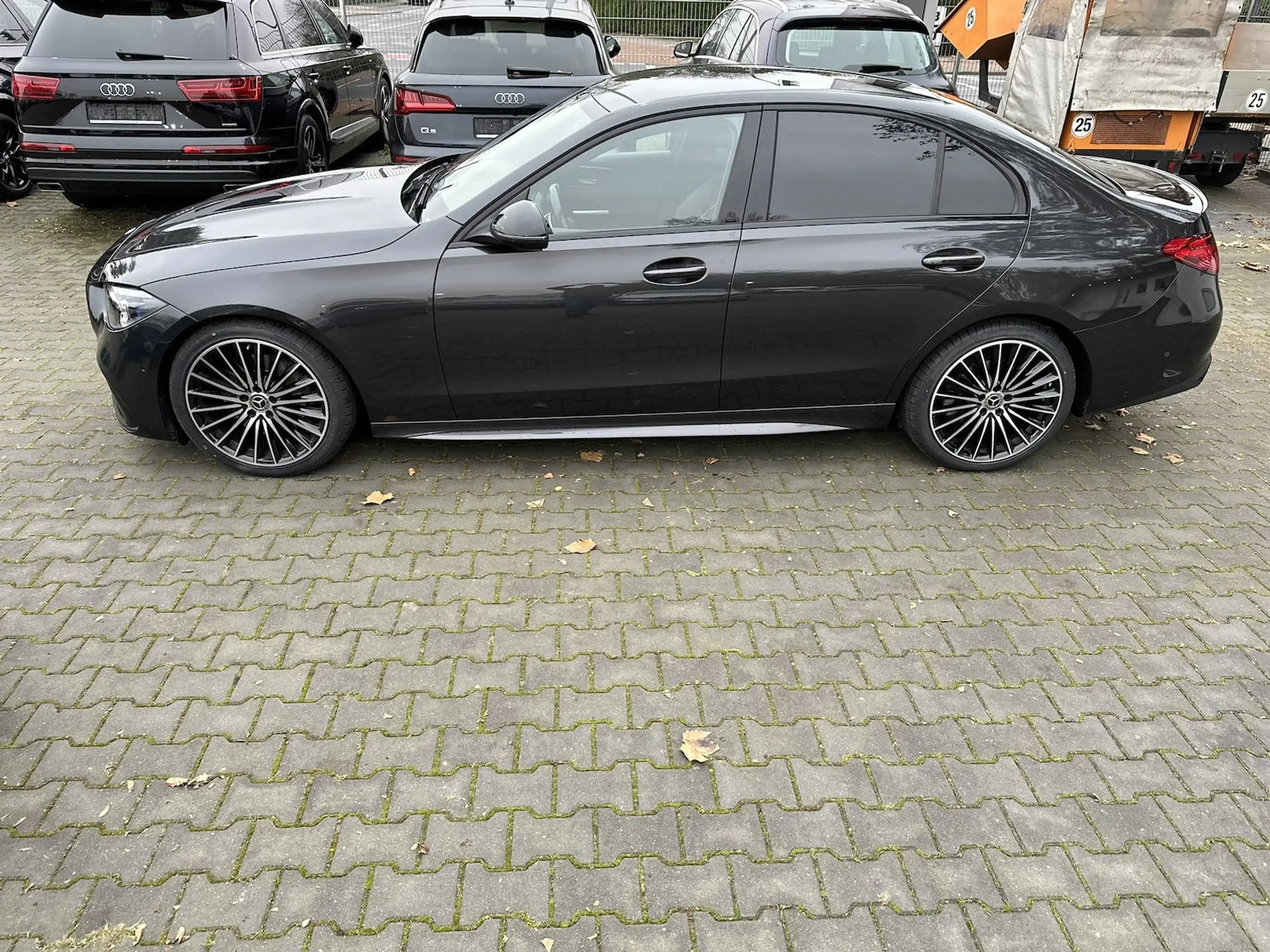 Mercedes-Benz - C 220