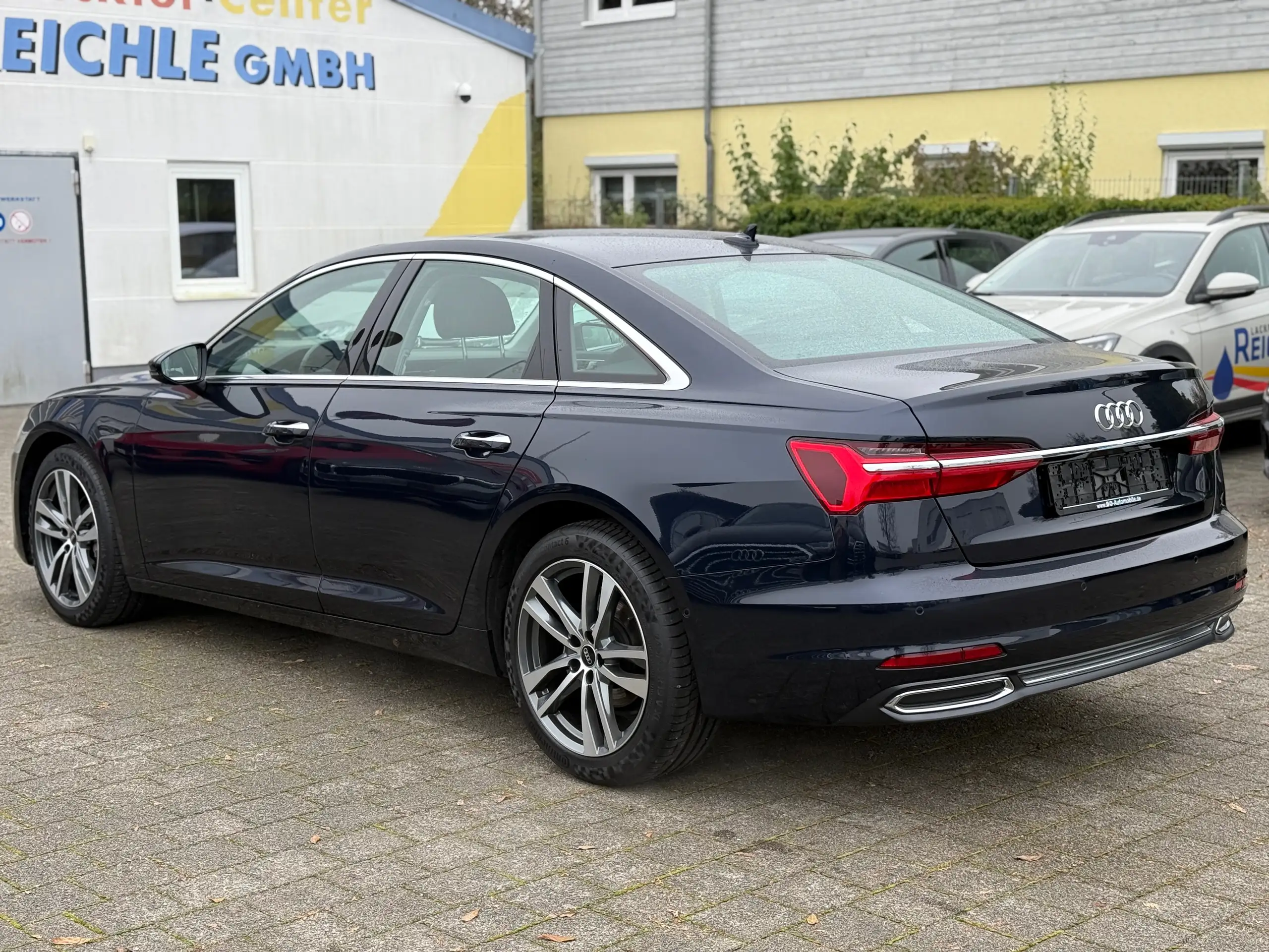 Audi - A6