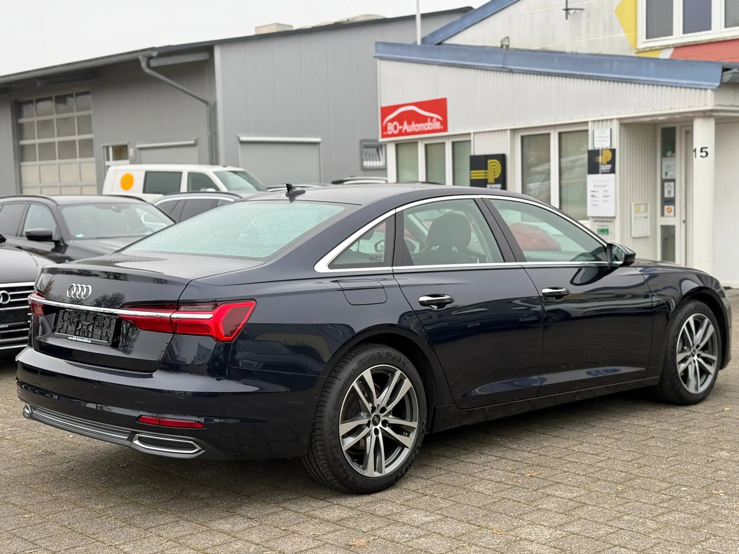 Audi - A6