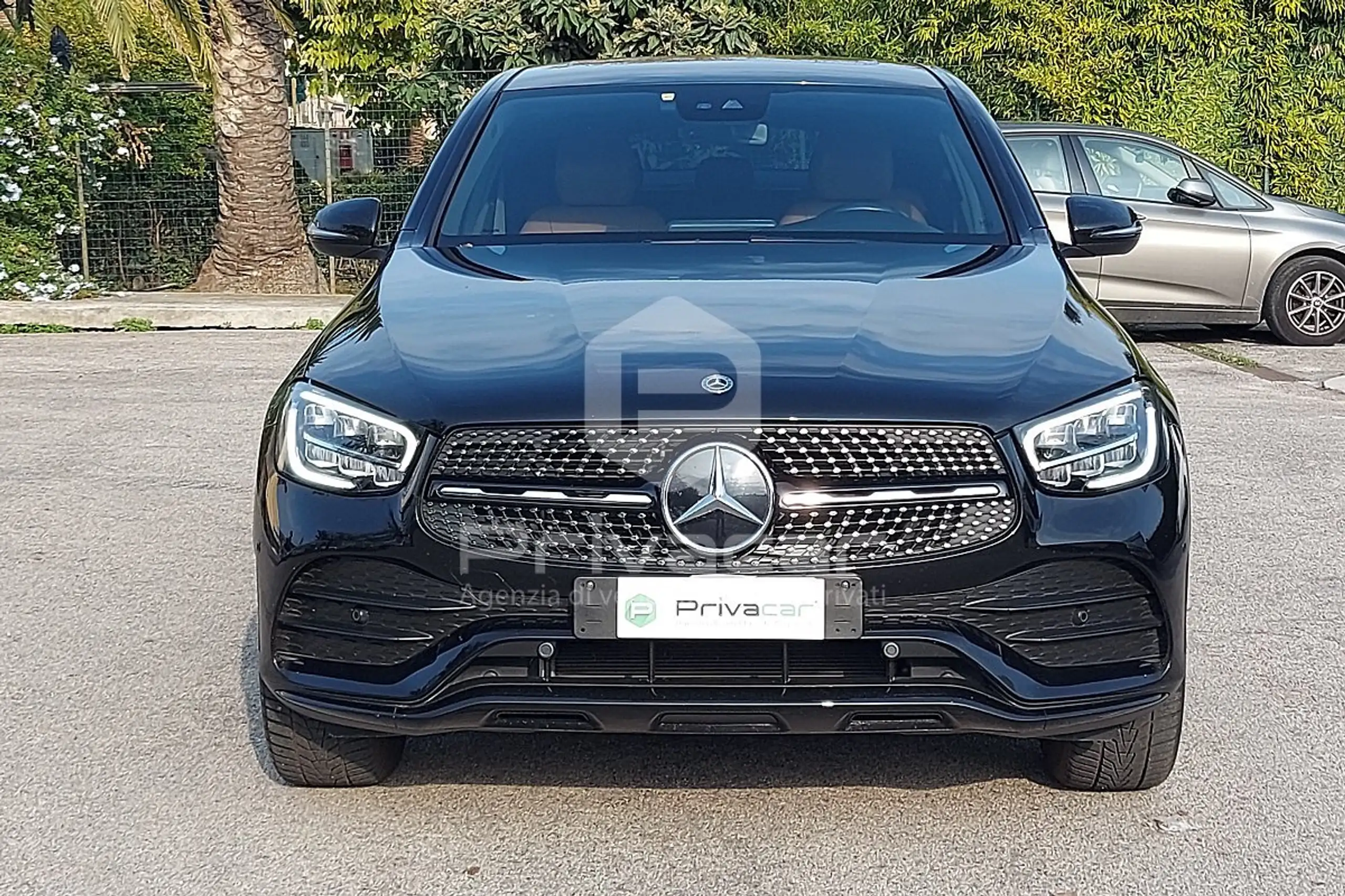 Mercedes-Benz - GLC 220