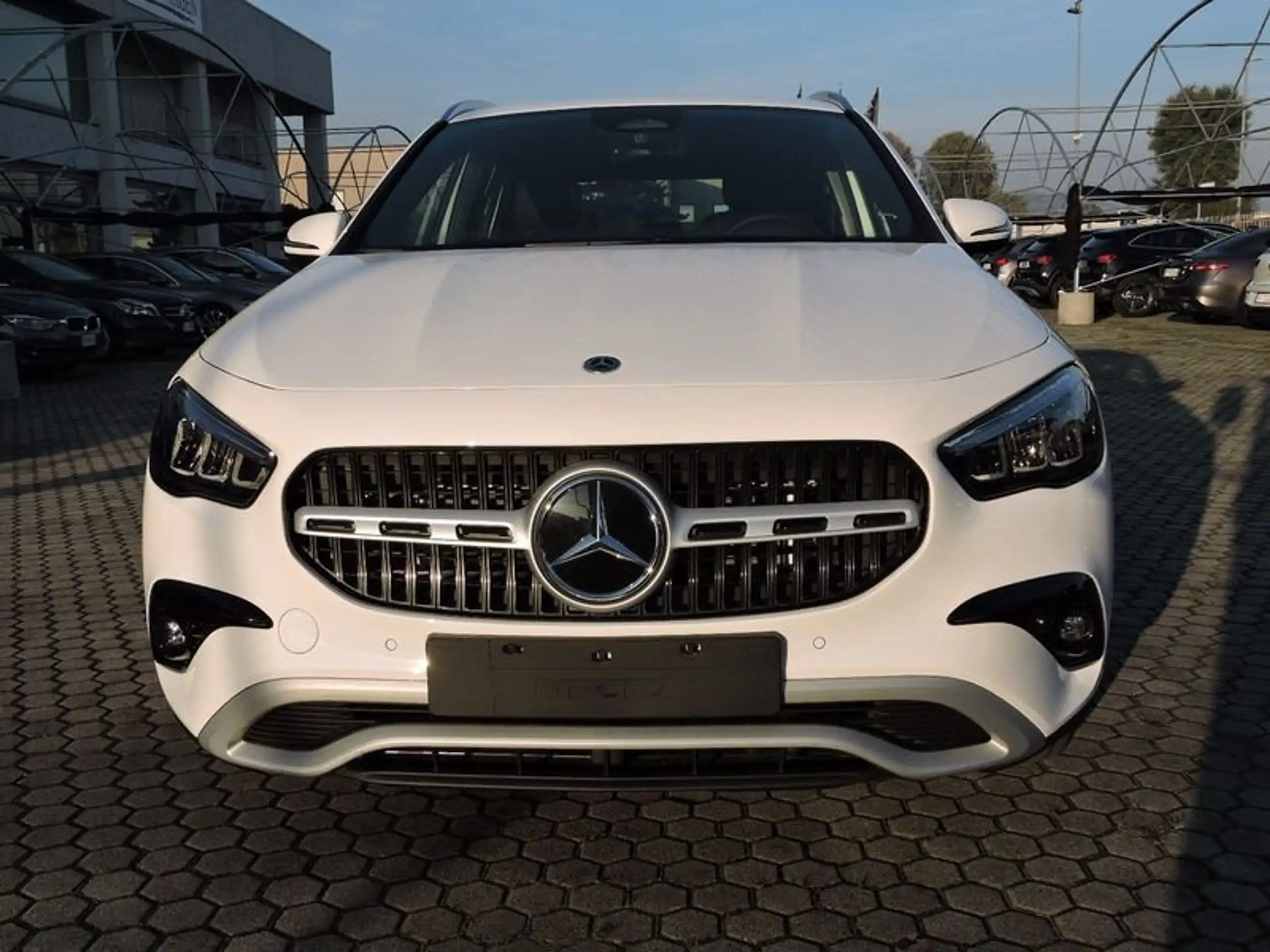 Mercedes-Benz - GLA 180