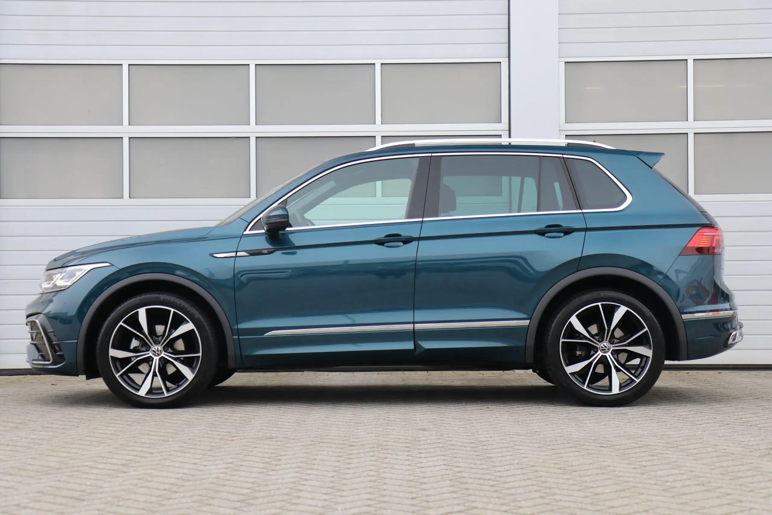 Volkswagen - Tiguan