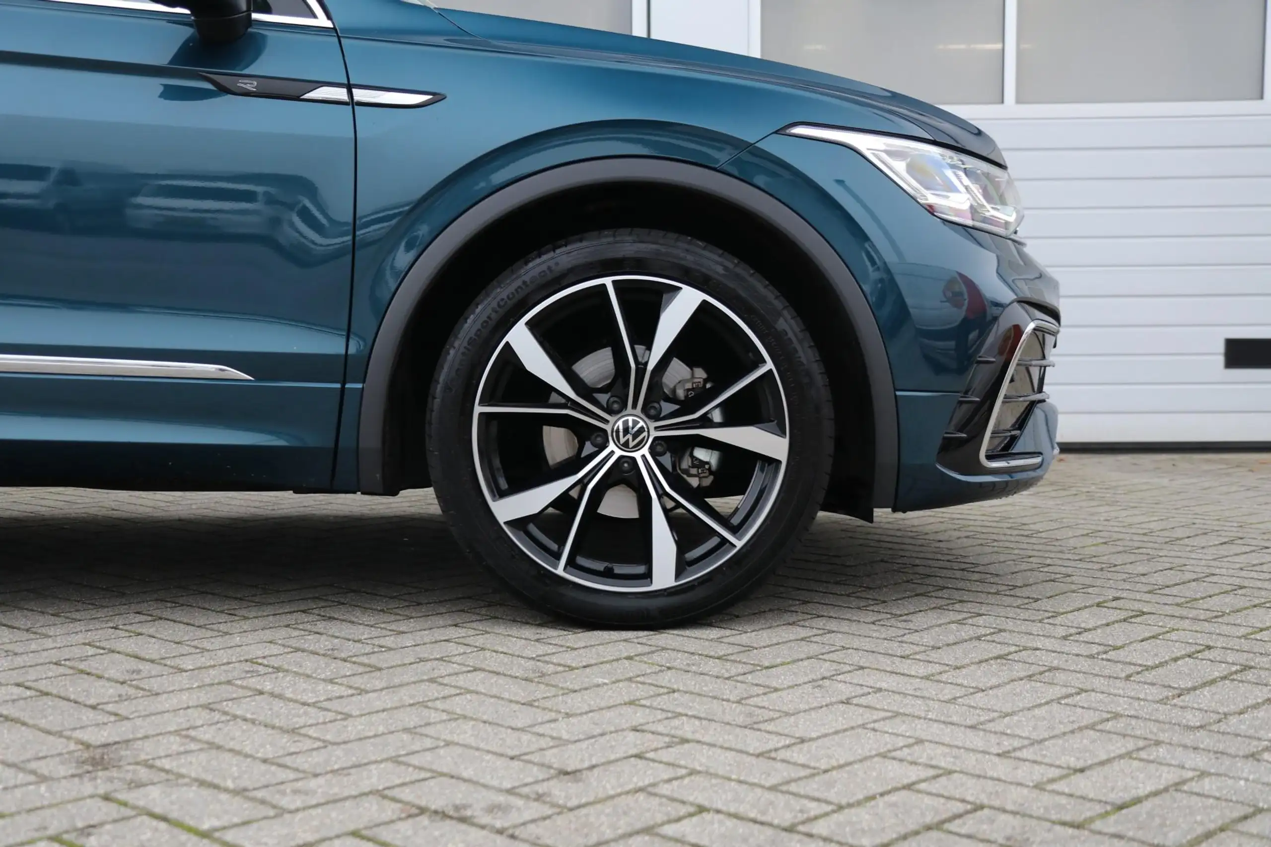 Volkswagen - Tiguan