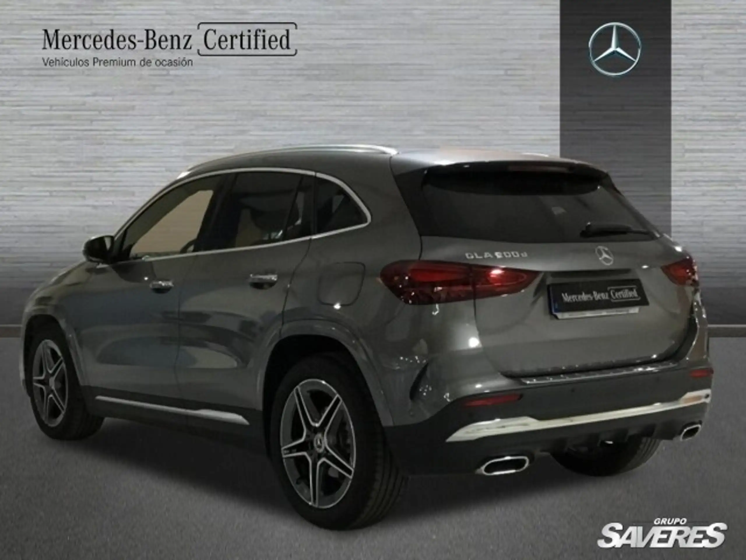 Mercedes-Benz - GLA 200