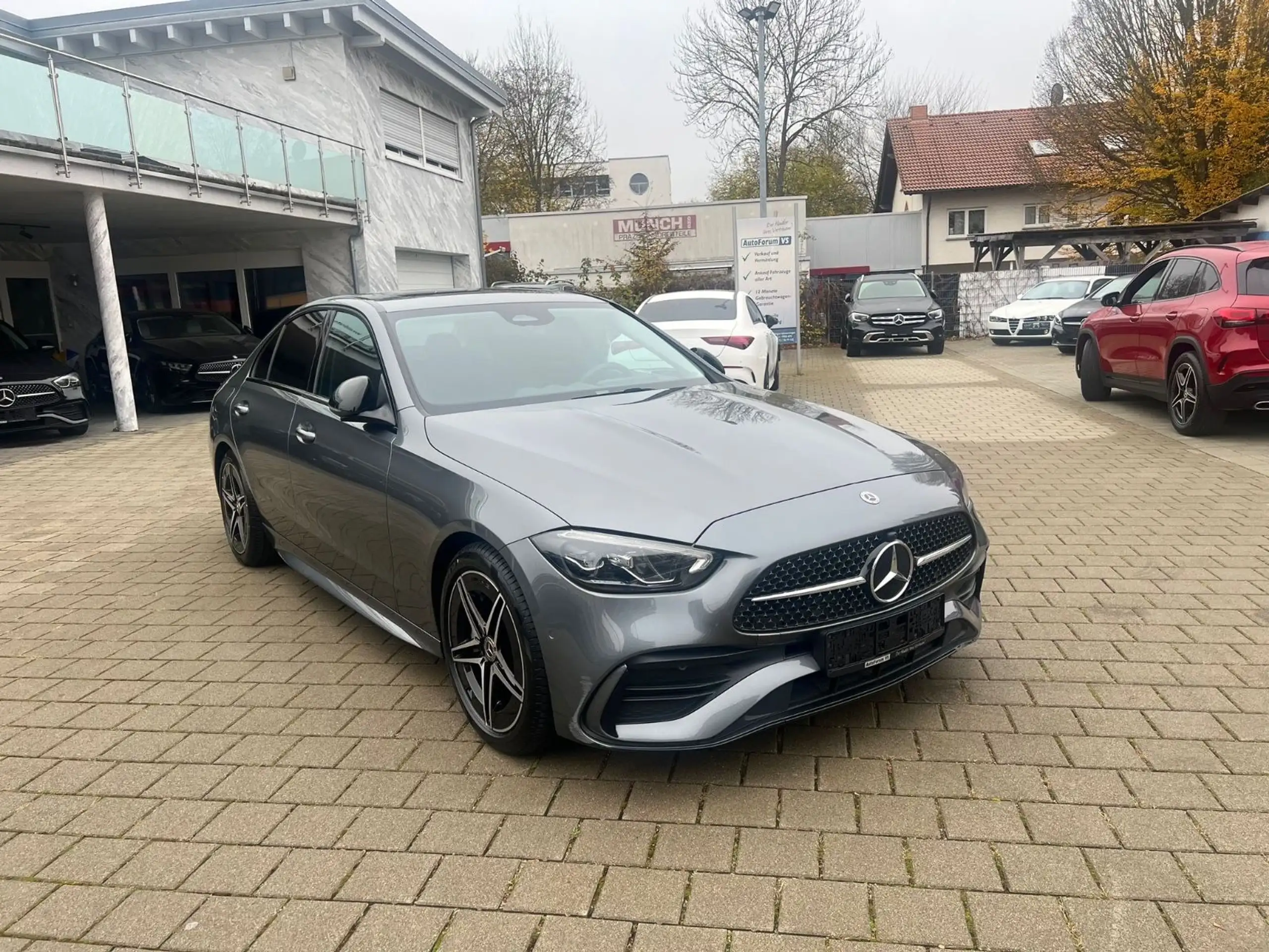 Mercedes-Benz - C 220