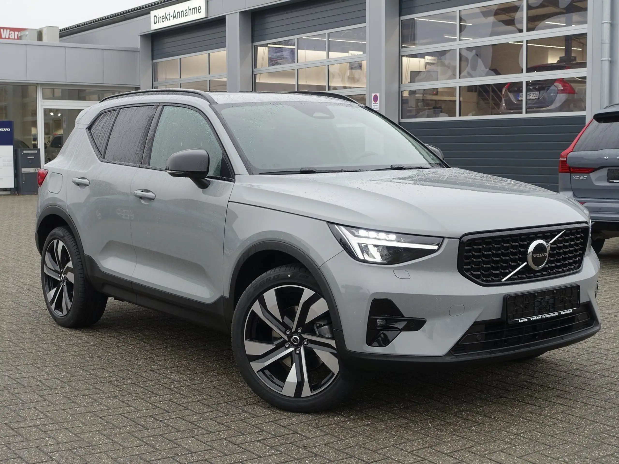 Volvo - XC40