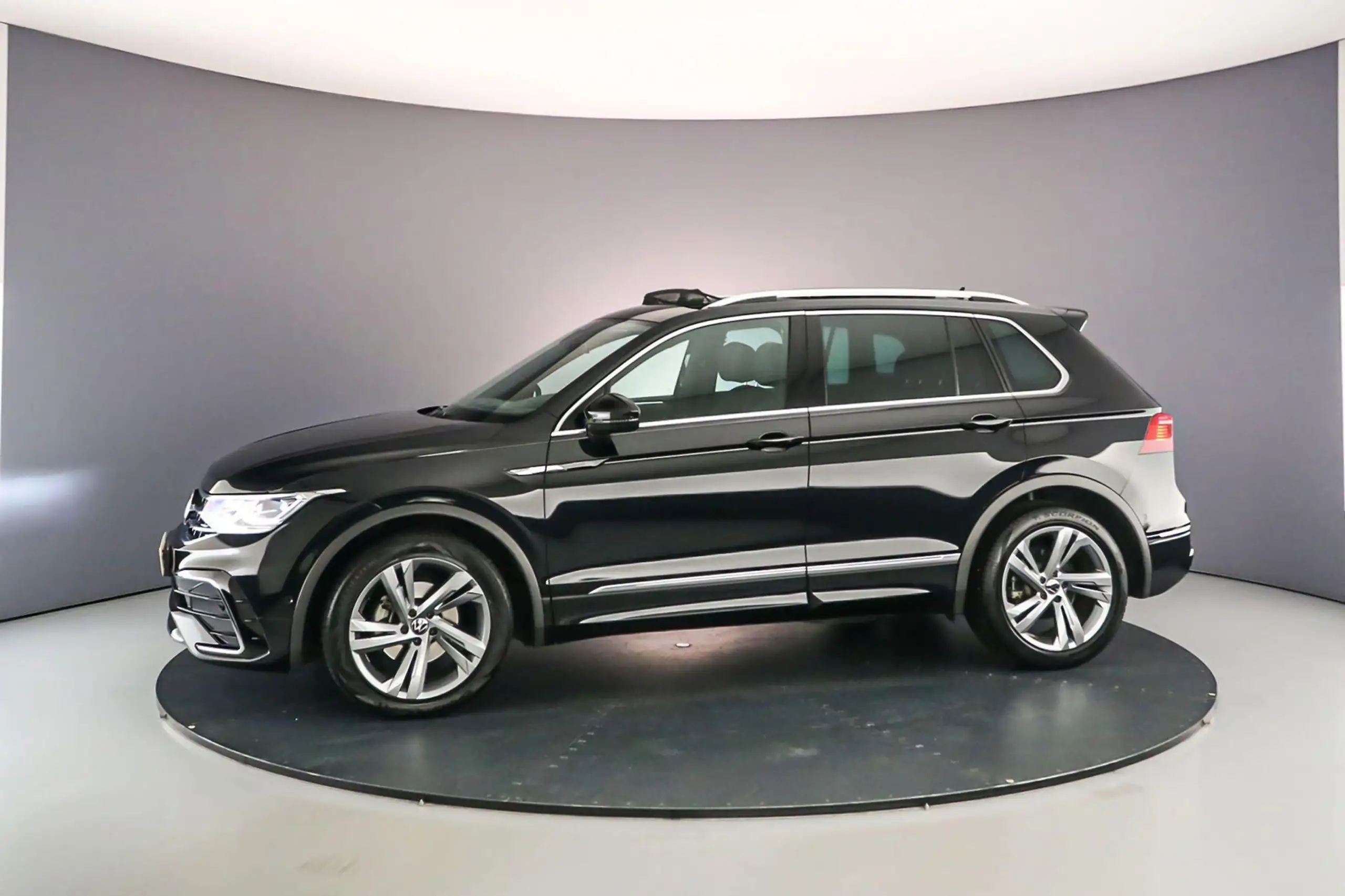 Volkswagen - Tiguan