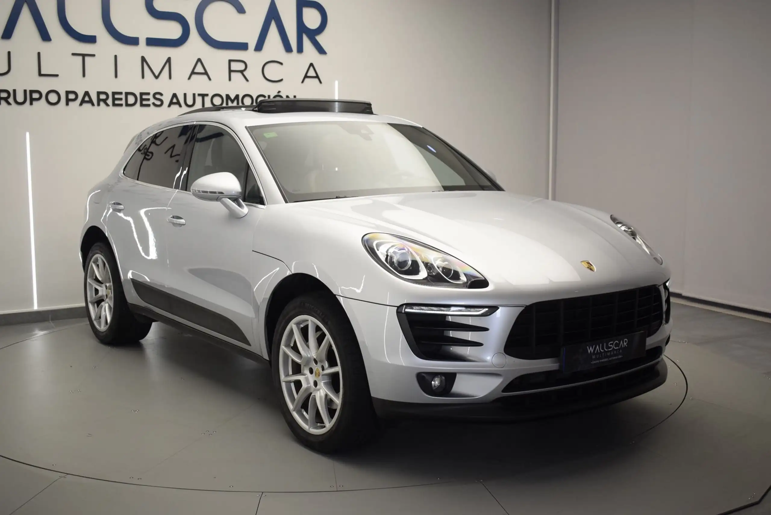 Porsche - Macan