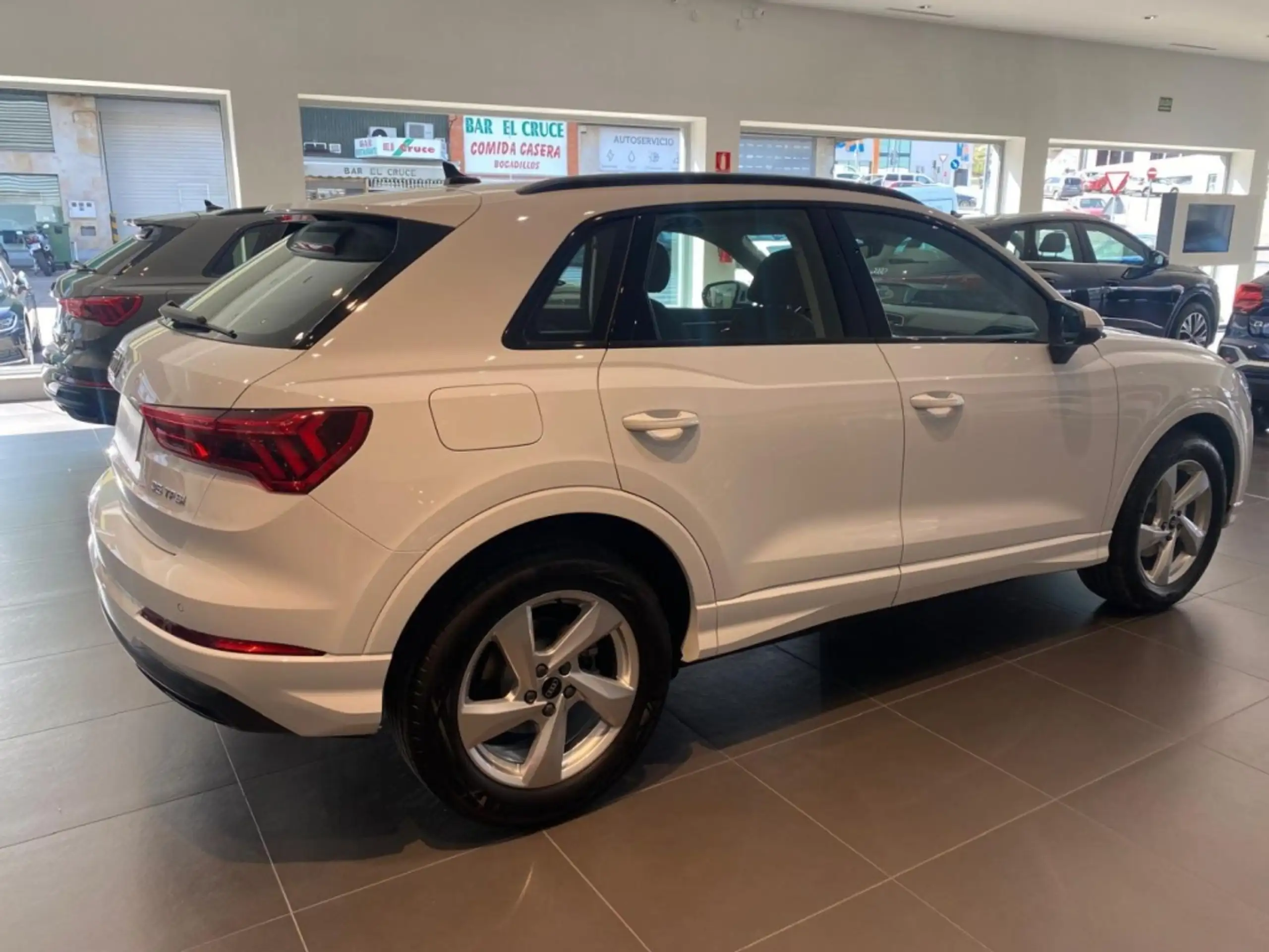 Audi - Q3