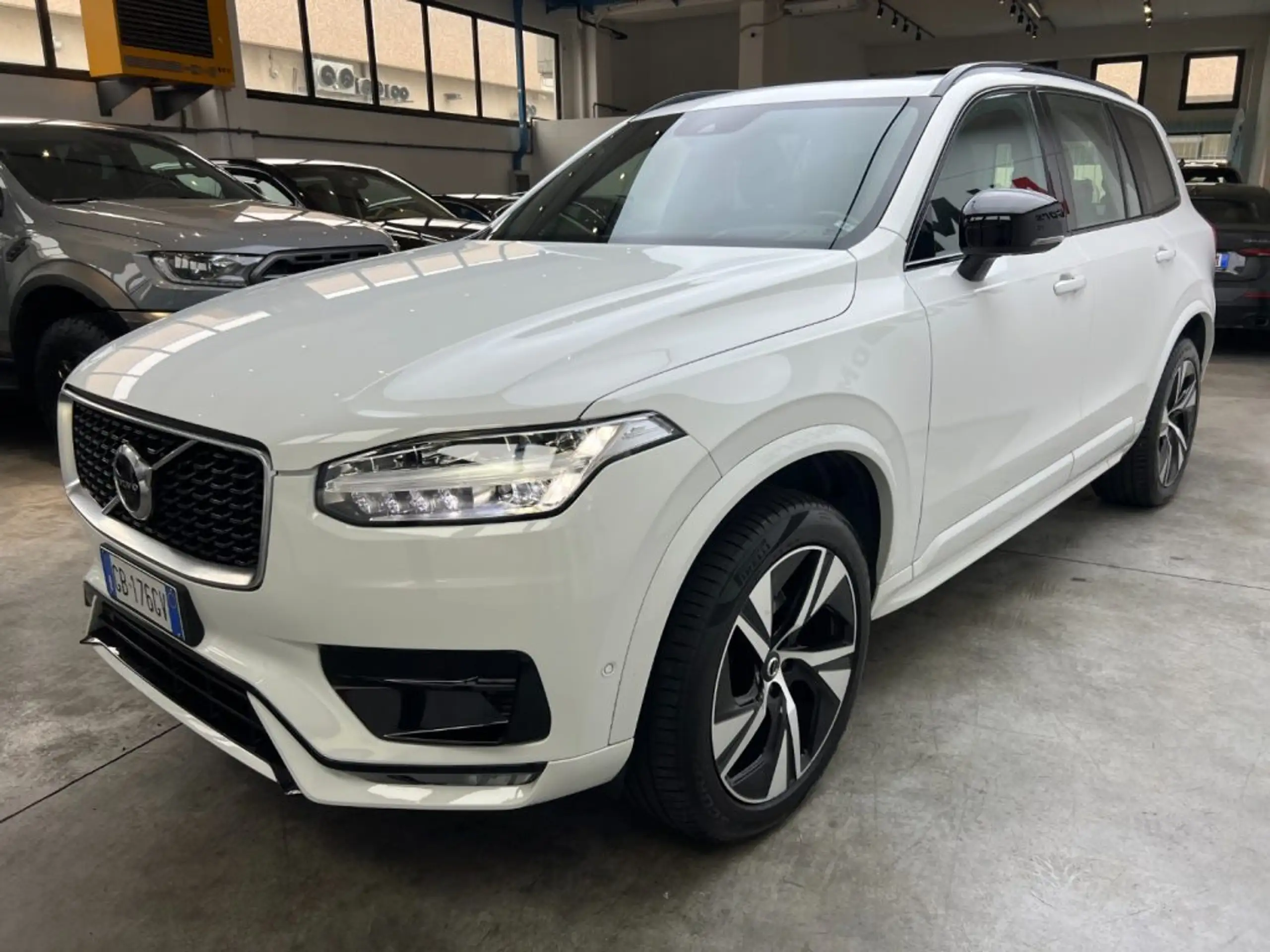 Volvo - XC90