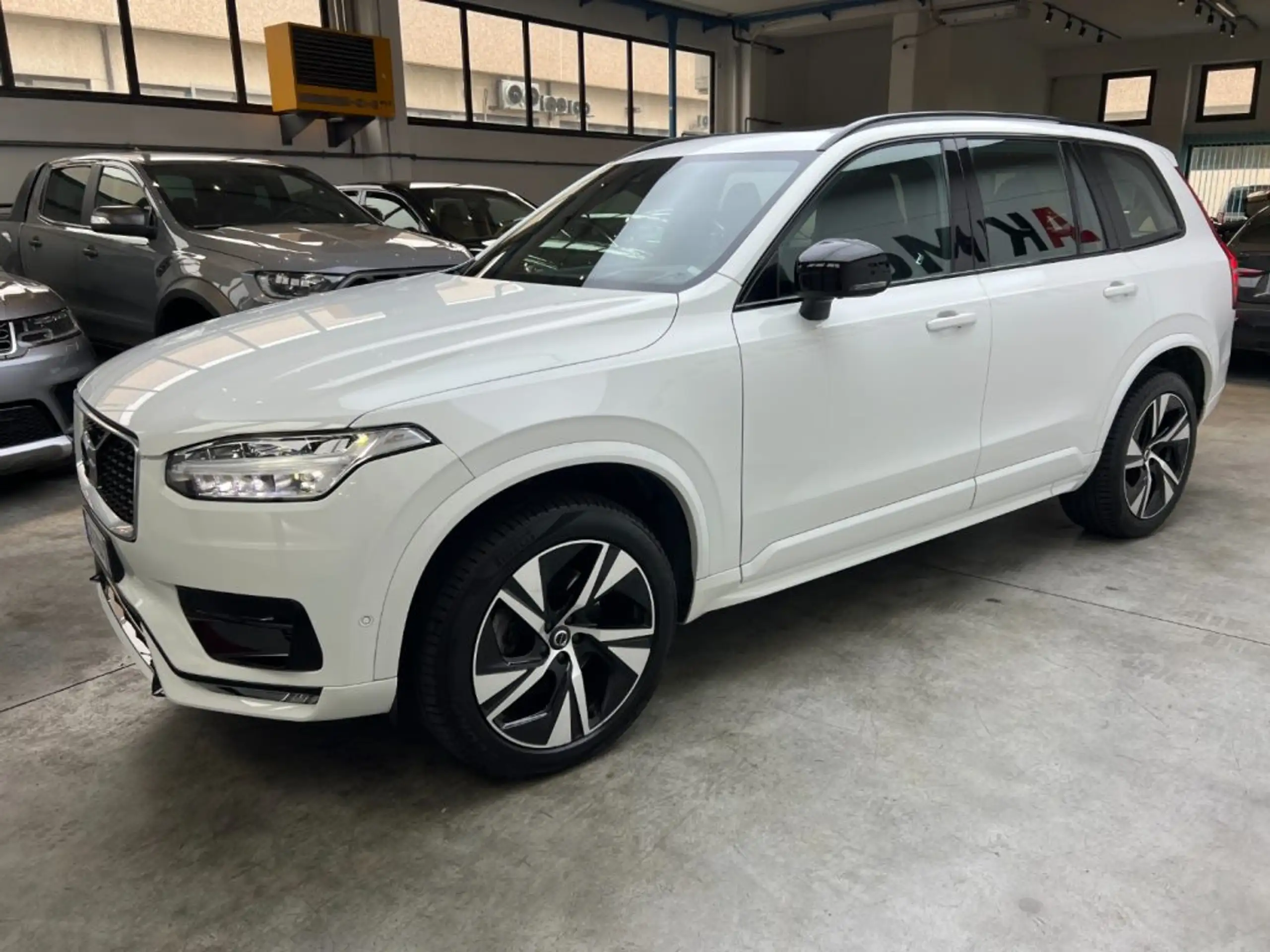 Volvo - XC90