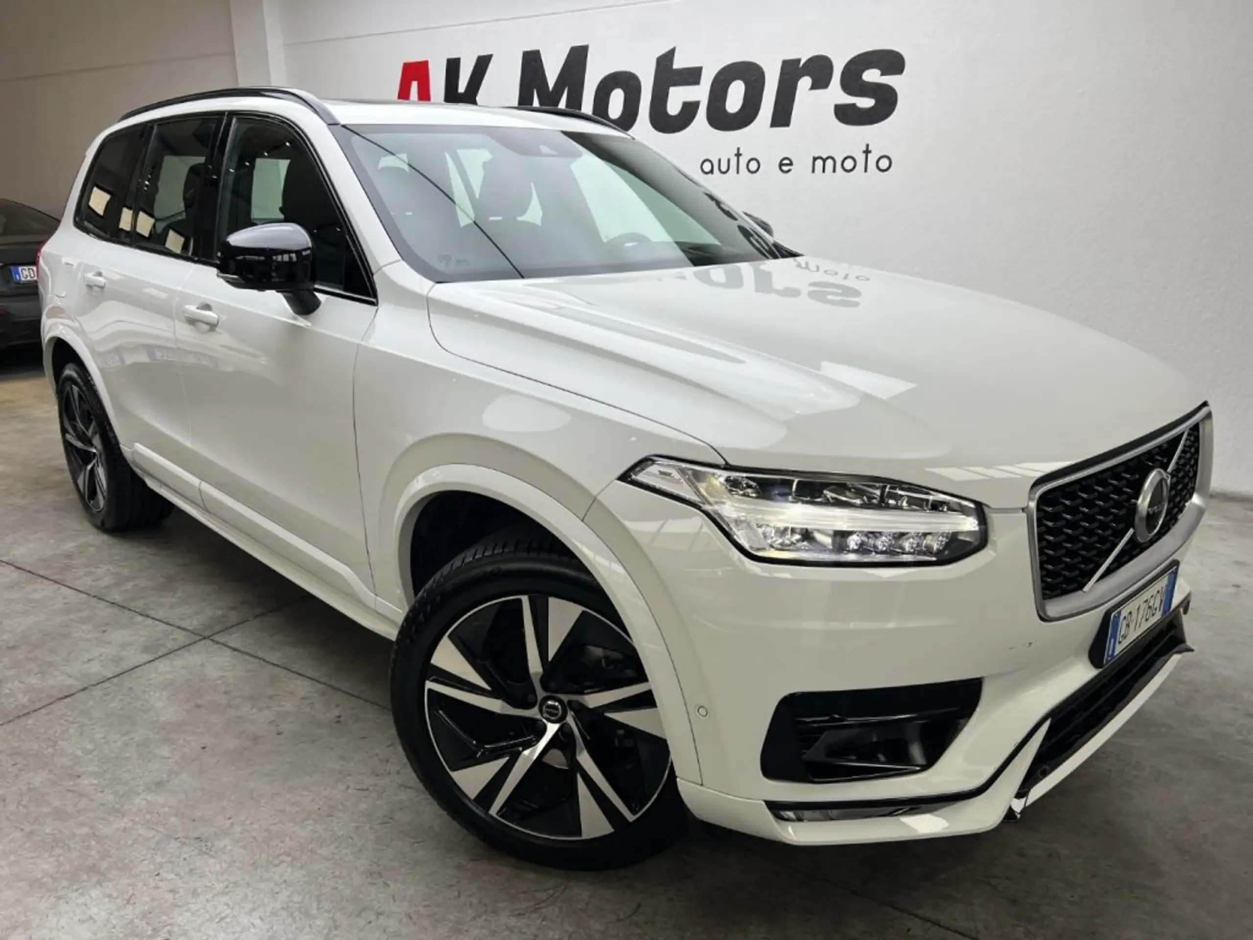 Volvo - XC90