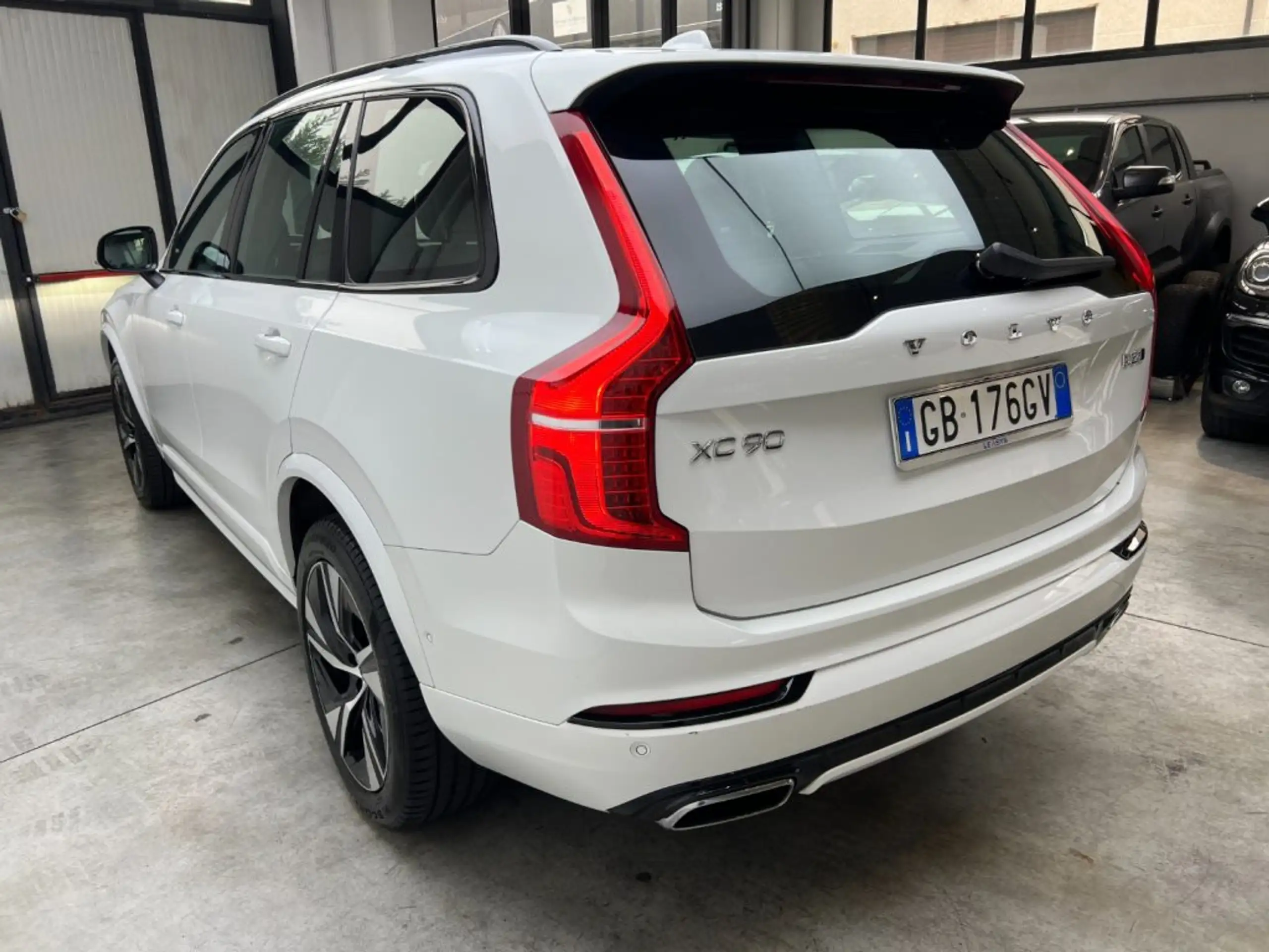 Volvo - XC90